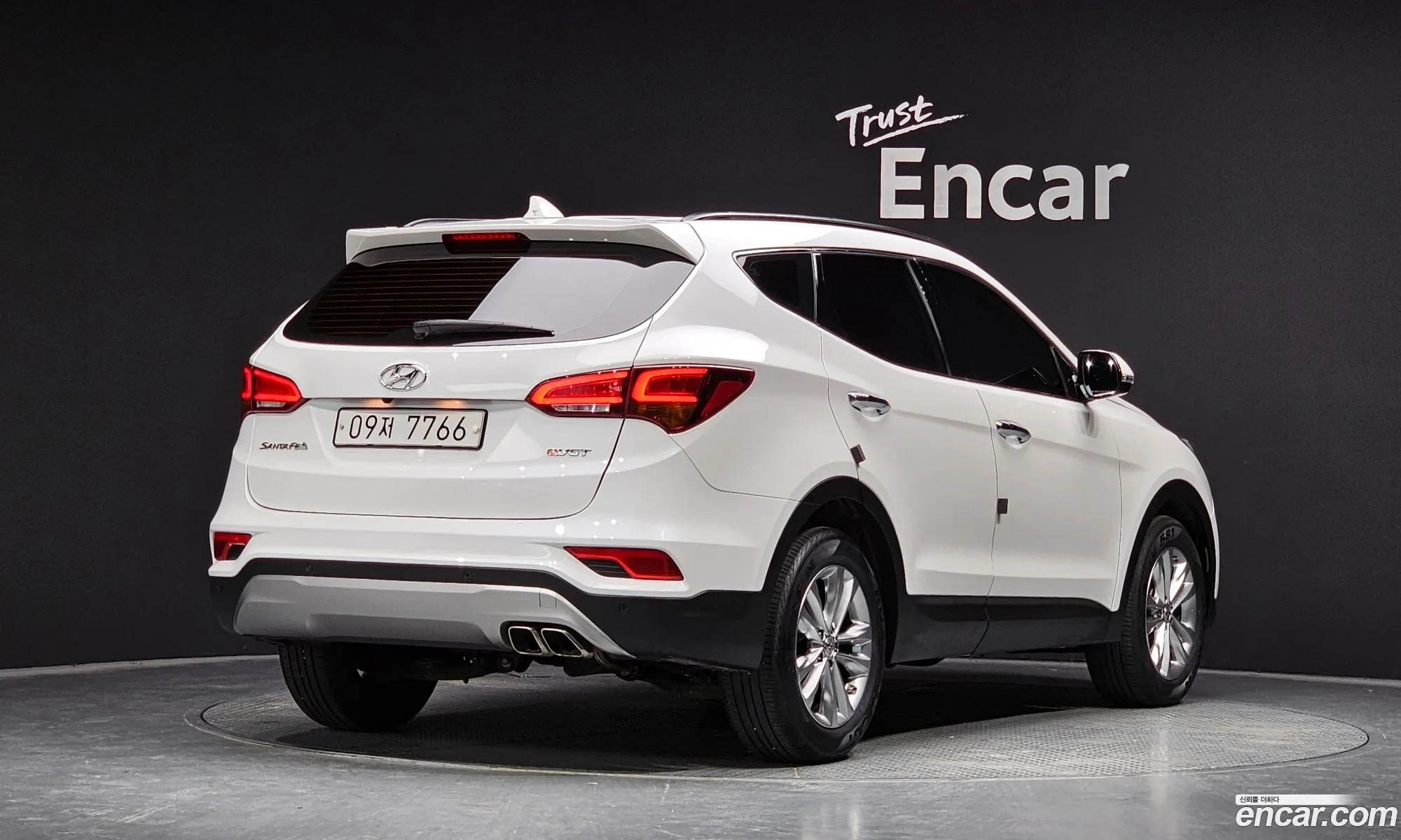 Hyundai Santa Fe Iii Diesel 20 2Wd 2017 - фотография 12824237