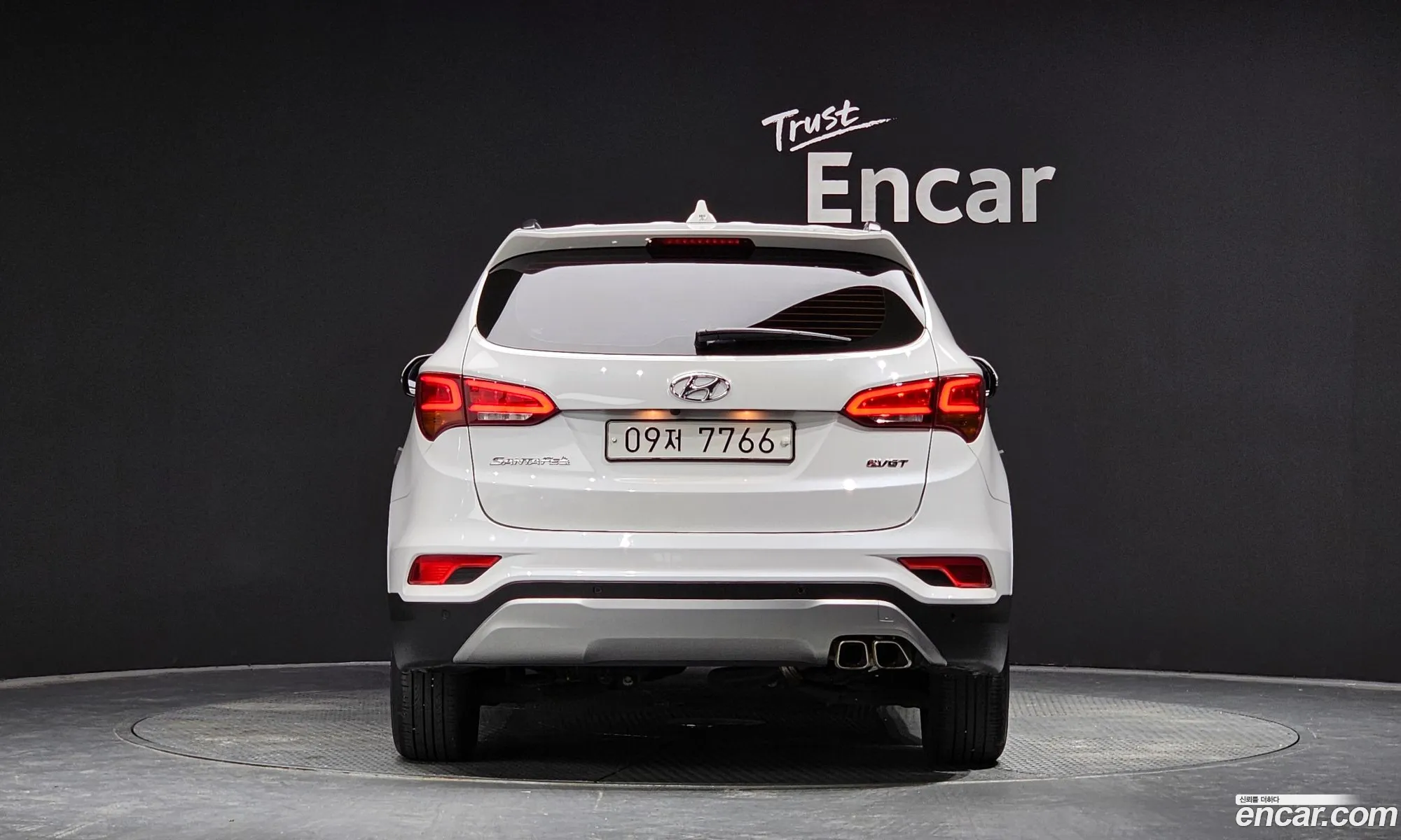 Hyundai Santa Fe Iii Diesel 20 2Wd 2017 - фотография 12824239