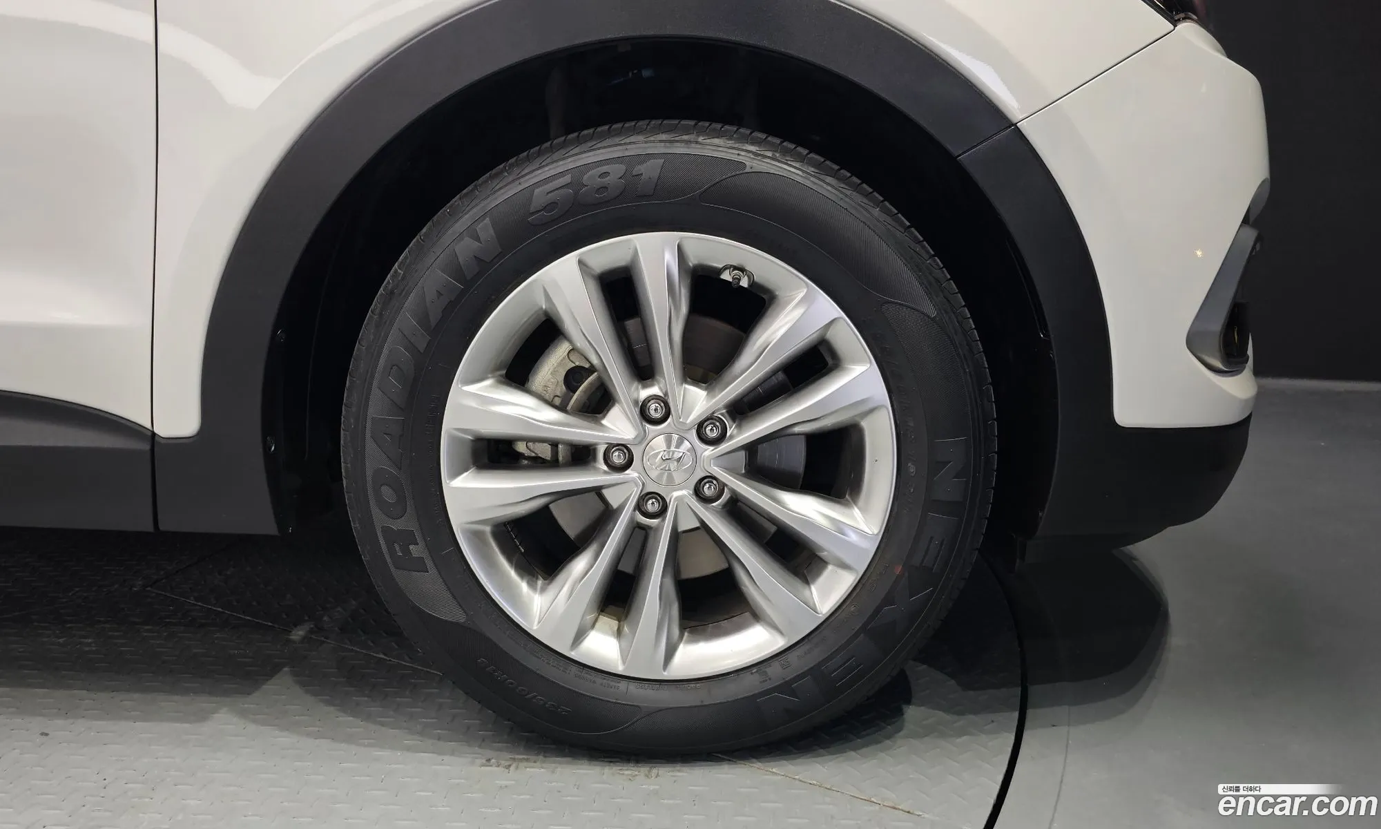 Hyundai Santa Fe Iii Diesel 20 2Wd 2017 - фотография 12824240