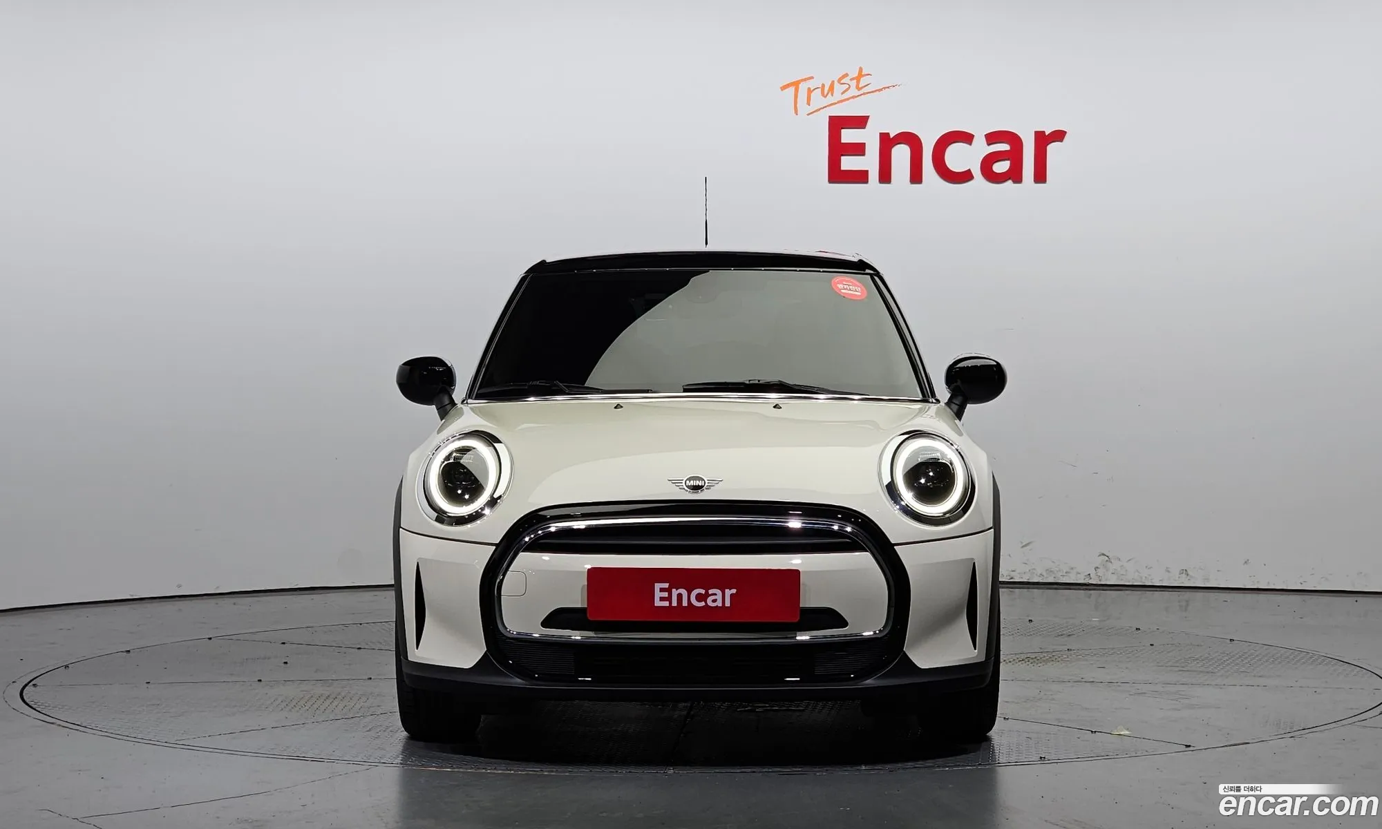 Mini Cooper Classic 2023 - фотография 11110806