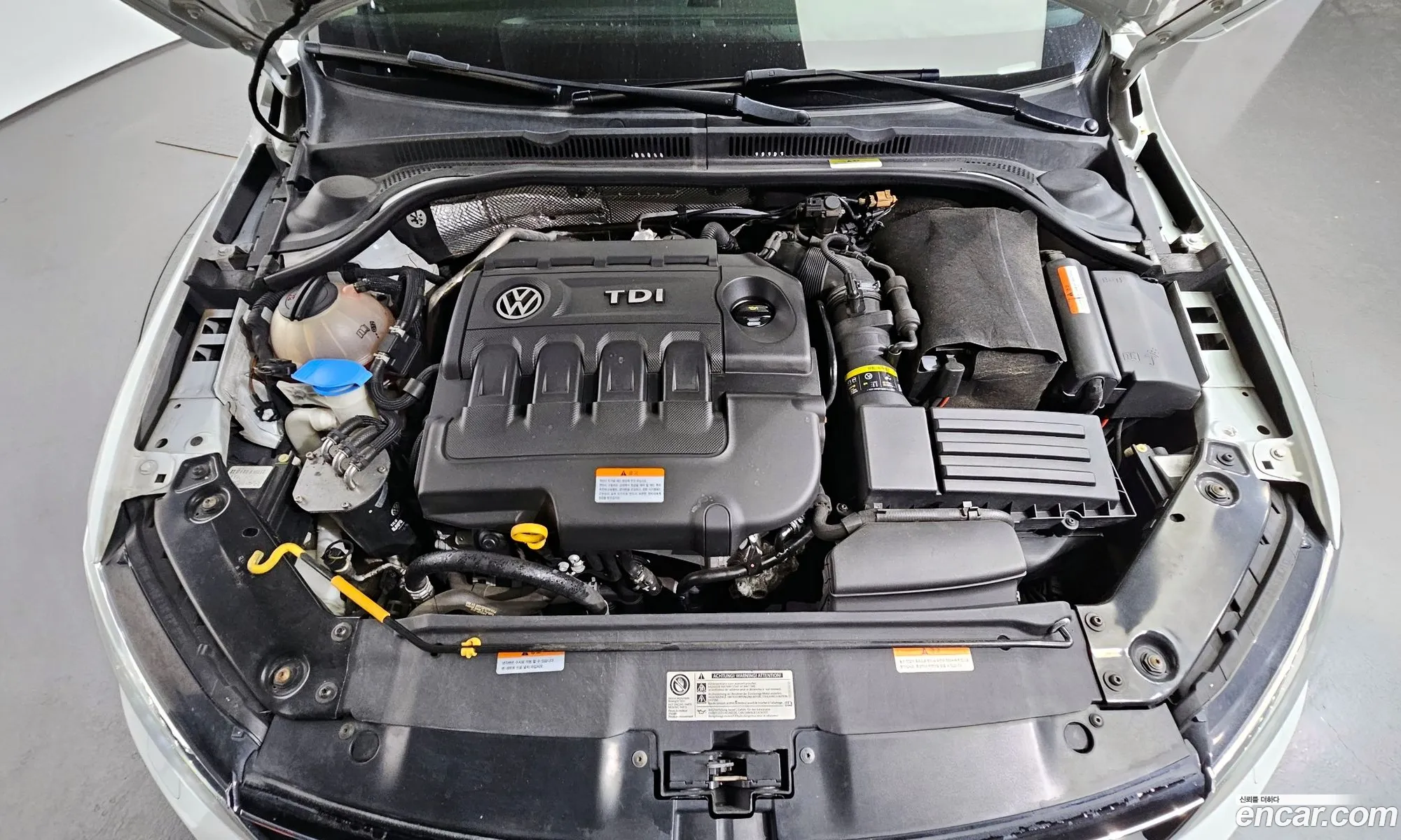 Volkswagen Jetta Vi 20 Tdi Bluemotion Premium 2016 - фотография 6800279