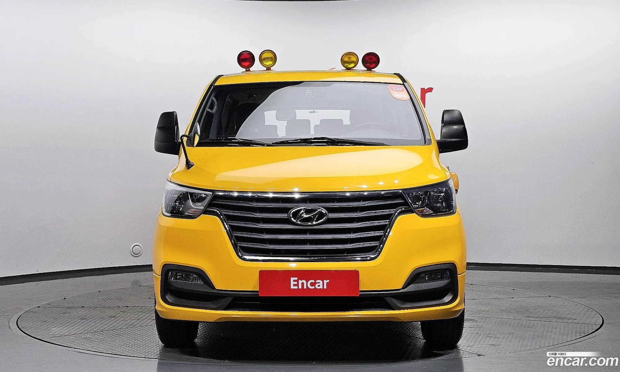 Hyundai The New Grand Starex Child Protection Car - фотография 19009026