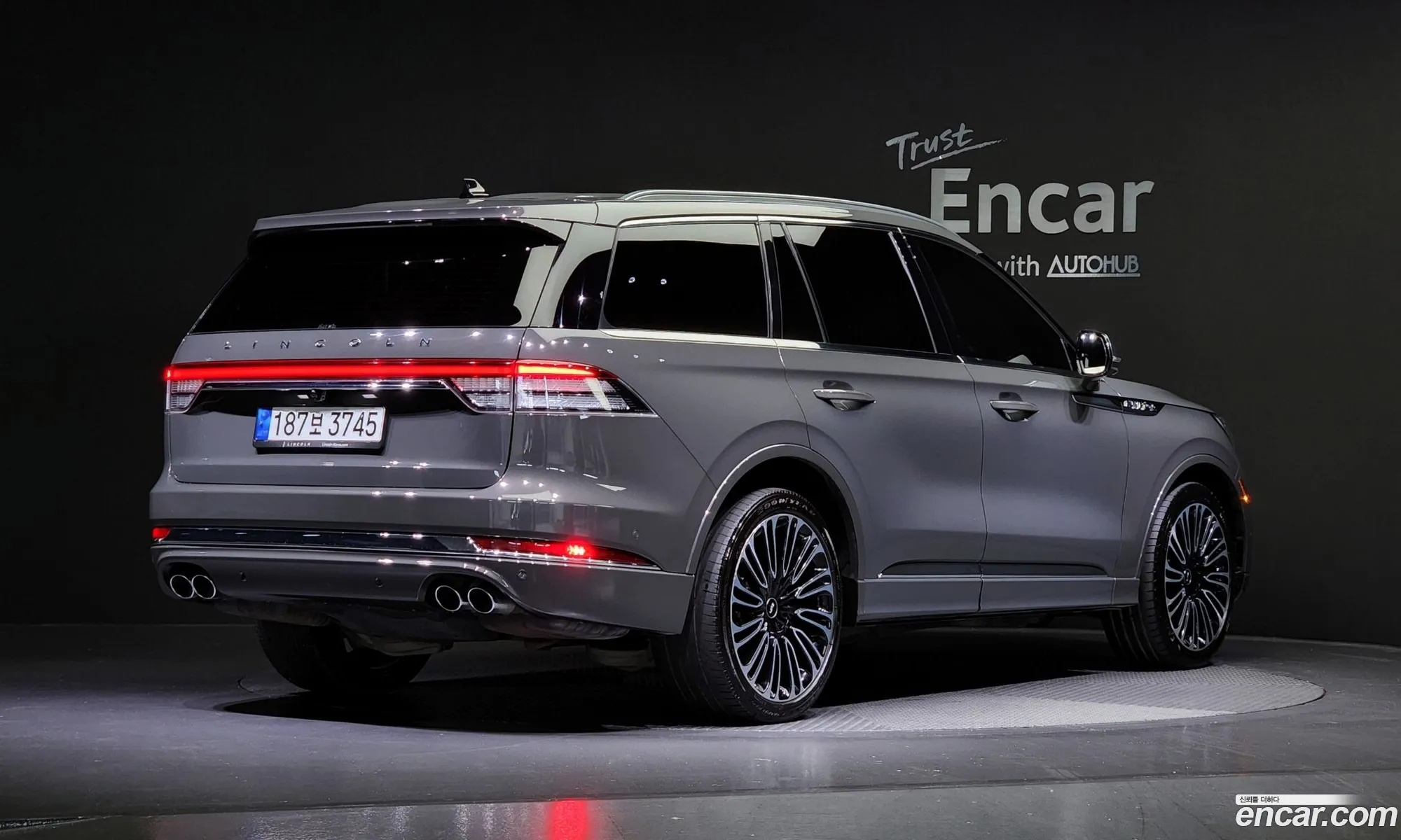 Lincoln Aviator Ii 30 Black Label Awd 2021 - фотография 3500182