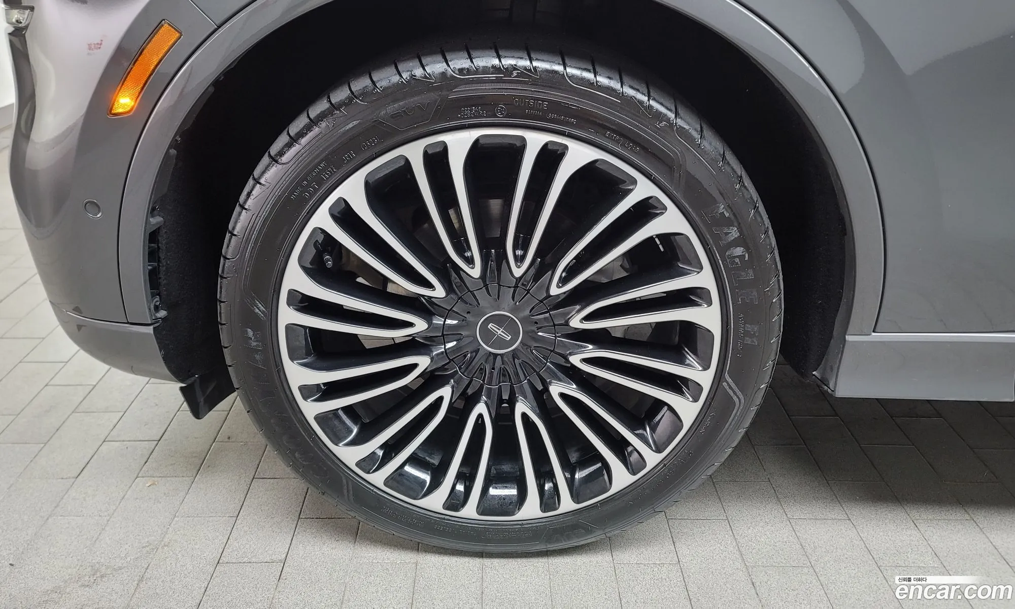 Lincoln Aviator Ii 30 Black Label Awd 2021 - фотография 3500185