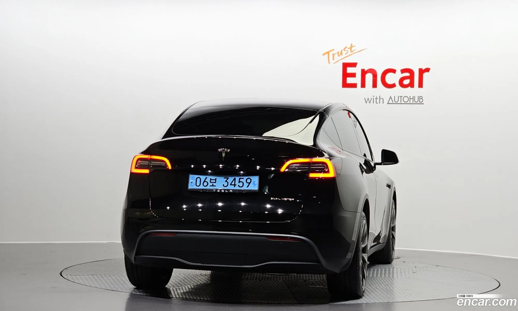 Tesla Model Y I Long Range 2022 - фотография 3723073