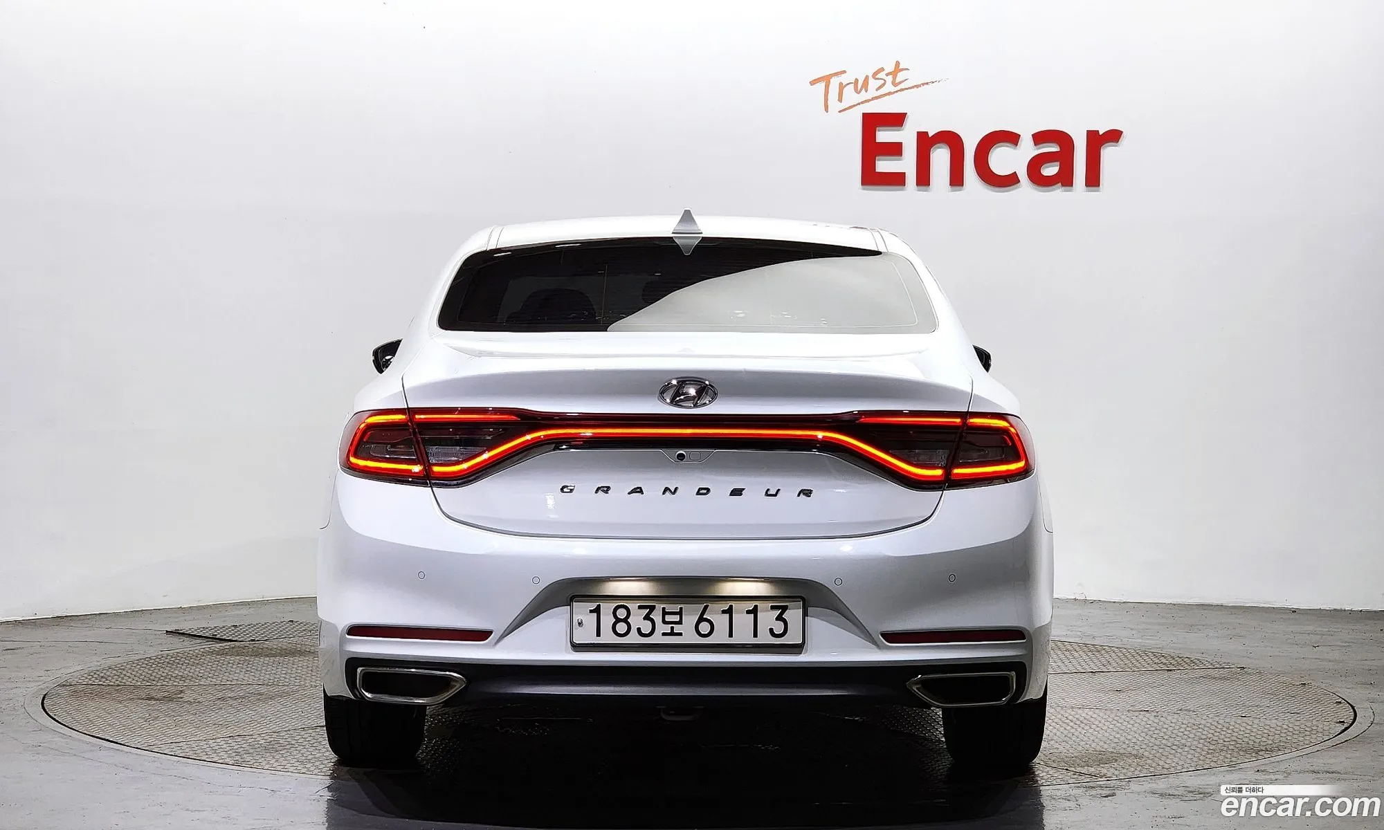 Hyundai Grandeur Ig 30 Lpi Modern Rental Car - фотография 14331872
