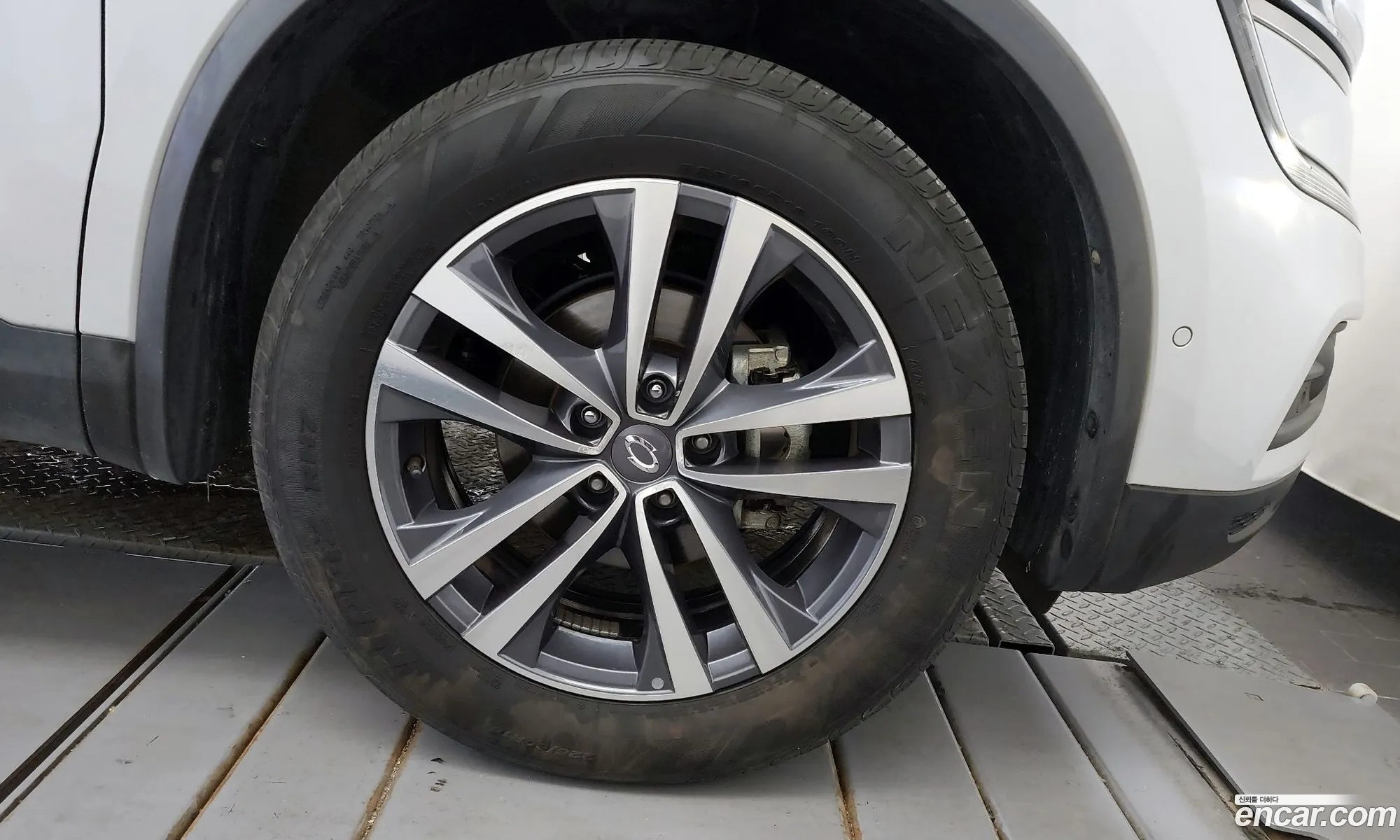 Renault Samsung Qm6 Gasoline 2Wd Re 2019 - фотография 3310181