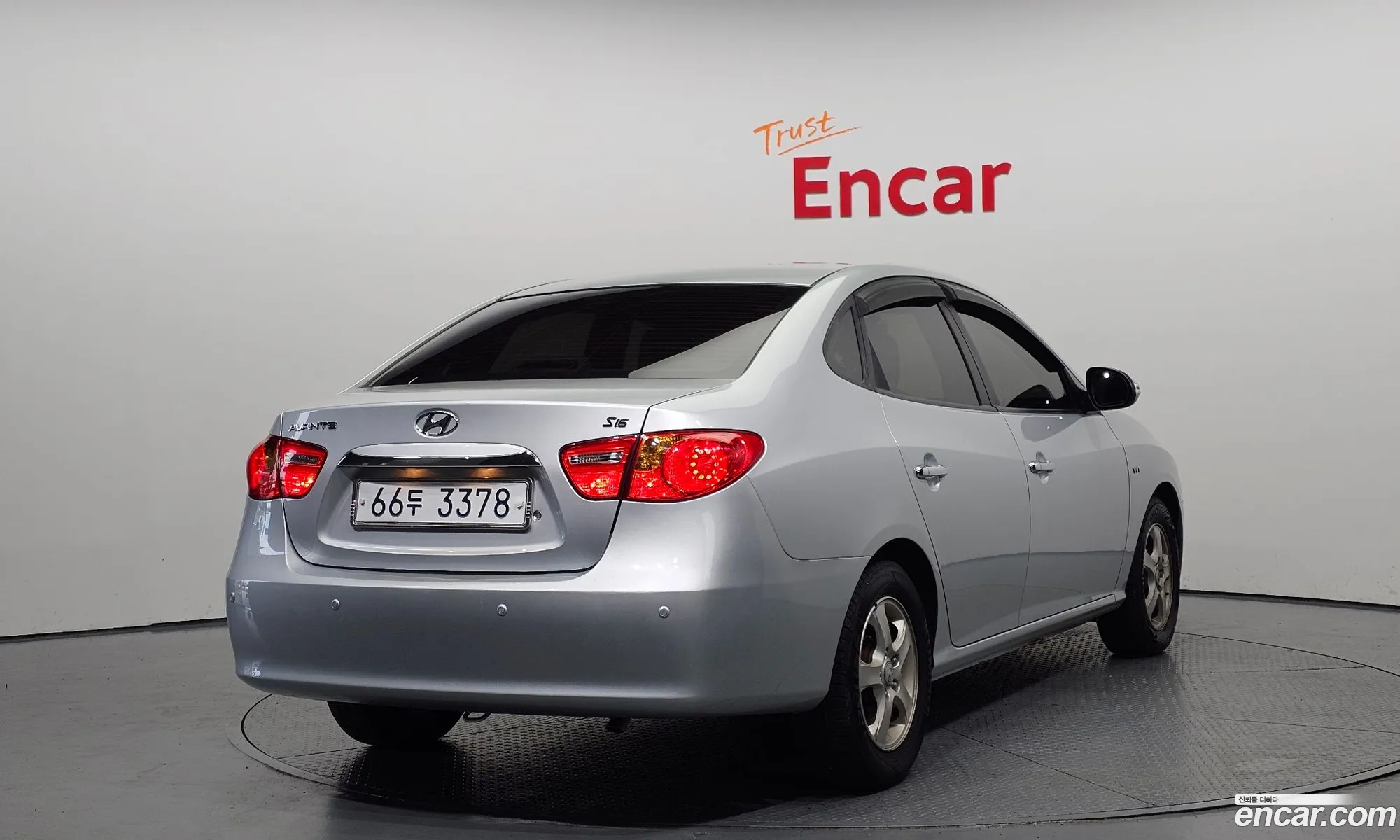 Hyundai Avante 16 Vvt S16 2010 - фотография 12824249