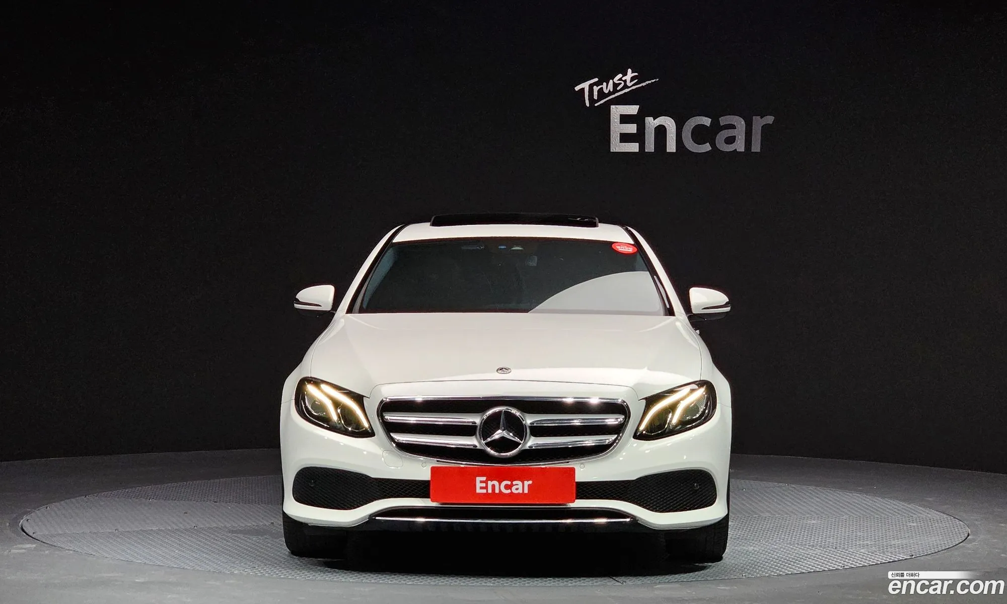 Mercedes-Benz E-Klasse V W213 S213 C238 E200 Avant Garde 2018 - фотография 15631328