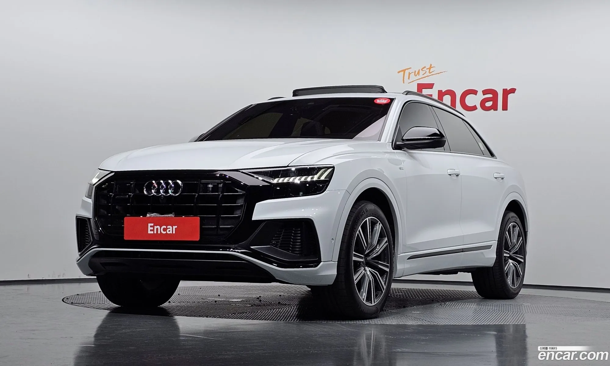 Audi Q8 I 55 Tfsi Quattro Premium 2021 - фотография 8864149