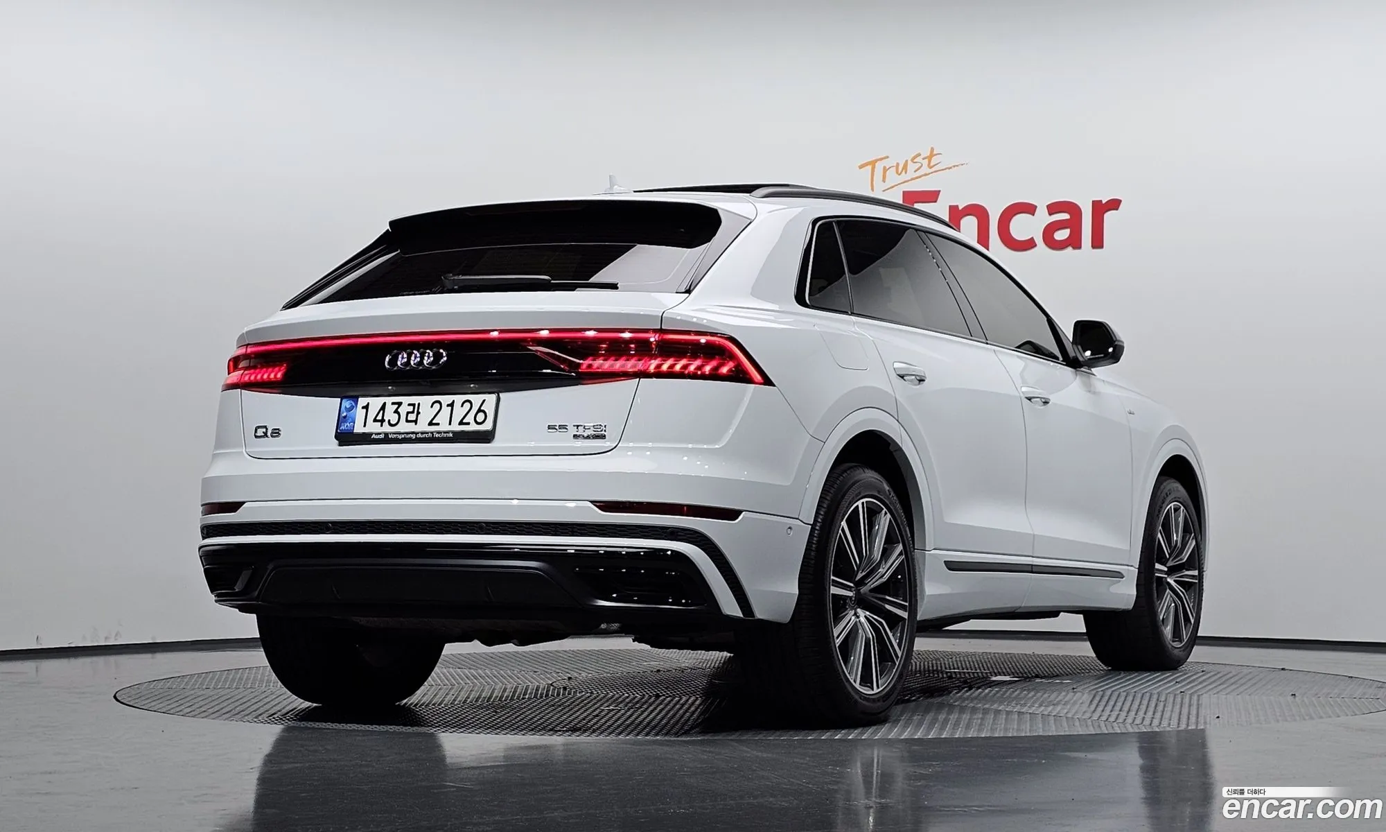 Audi Q8 I 55 Tfsi Quattro Premium 2021 - фотография 8864150