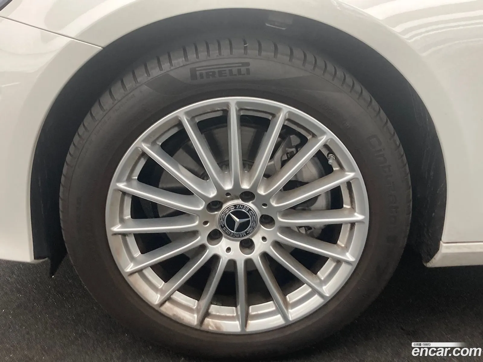 Mercedes E-Class W213 E250 Exclusive - фотография 18952532
