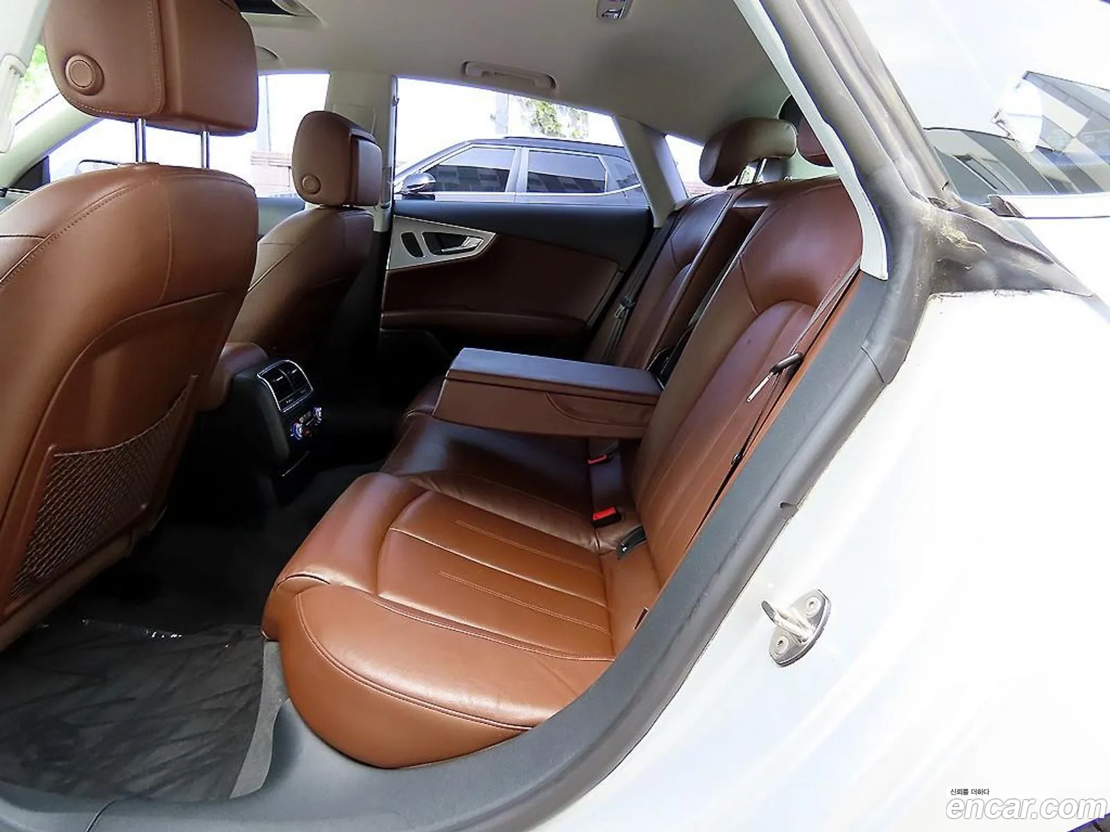 Audi A7 I 4G 30 Tfsi Quattro Entry 2012 - фотография 56178