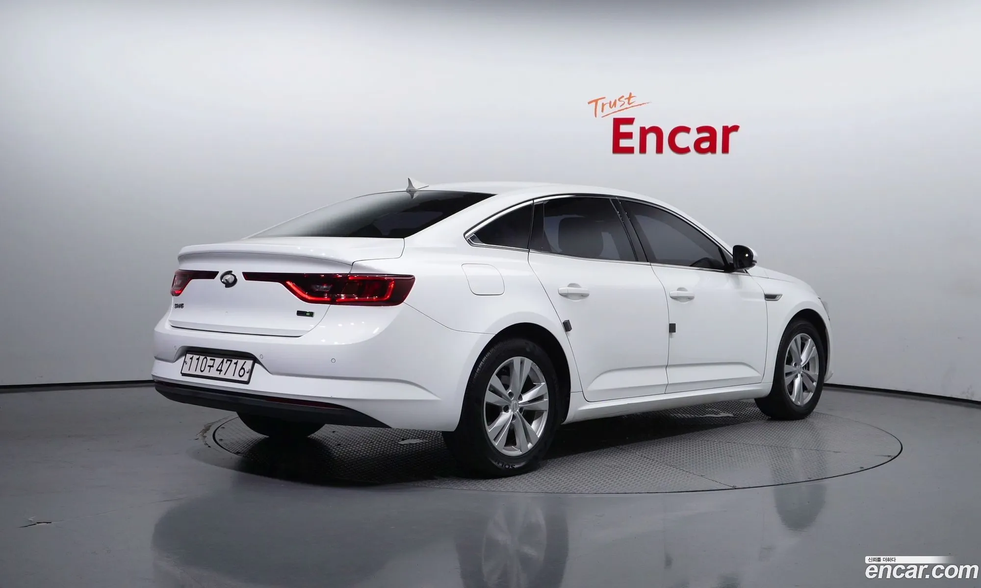 Renault Samsung Sm6 20 Lpe Pe Rental Car 2017 - фотография 4530983