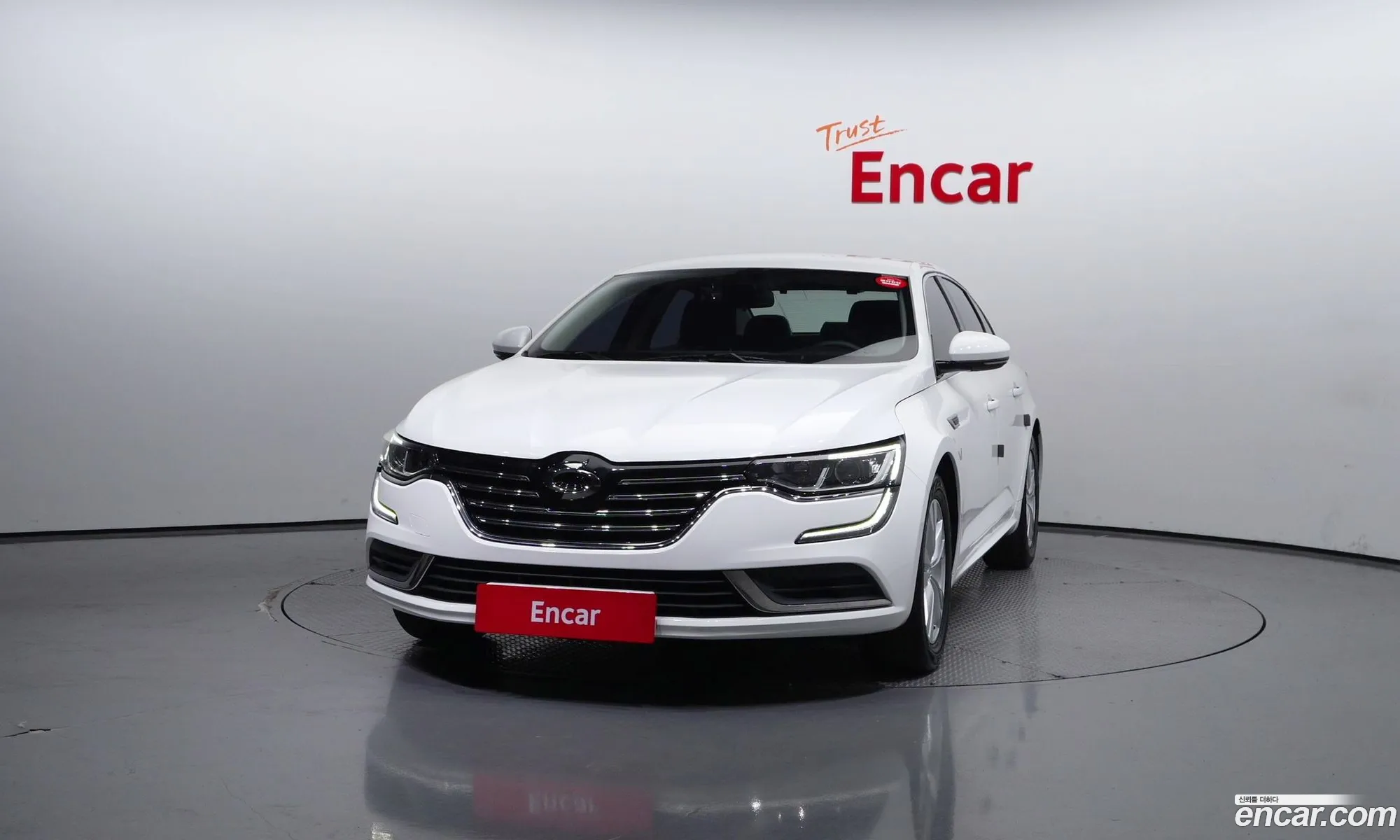 Renault Samsung Sm6 20 Lpe Pe Rental Car 2017 - фотография 4530984