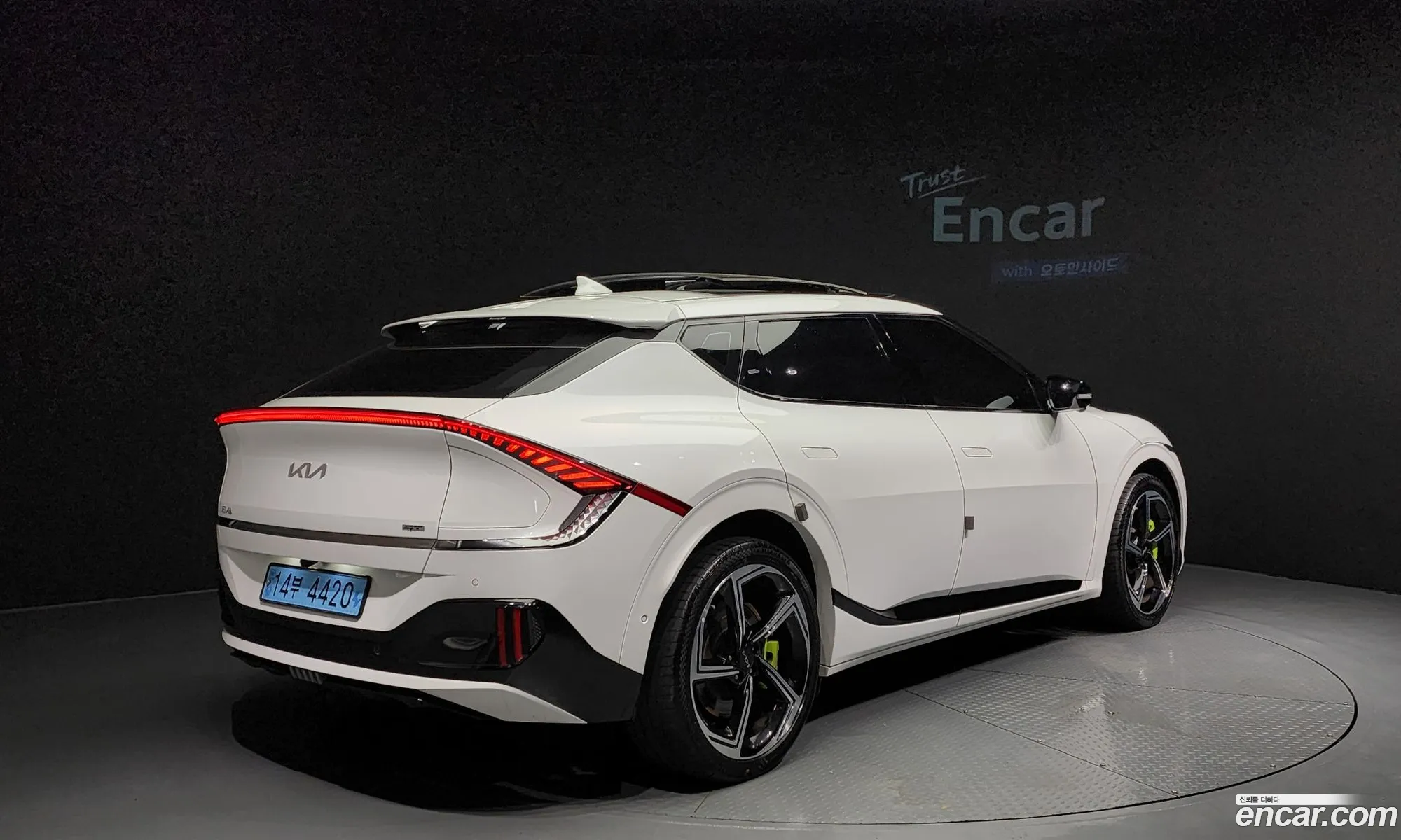 Kia Ev6 Gt 4Wd 2022 - фотография 12503960