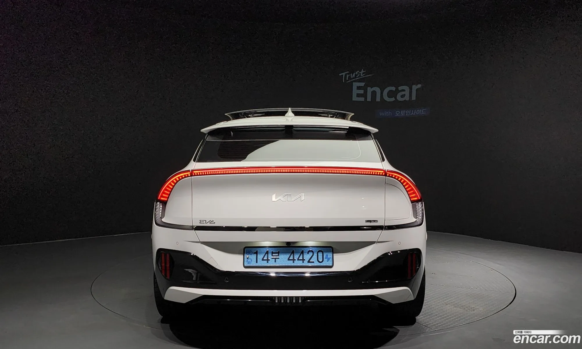 Kia Ev6 Gt 4Wd 2022 - фотография 12503962