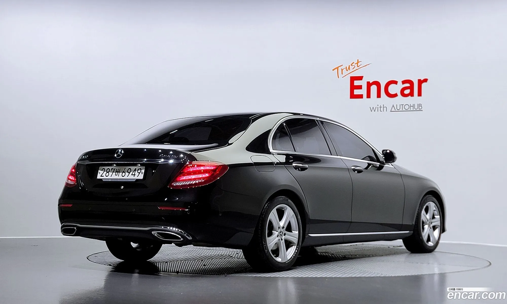 Mercedes-Benz E-Klasse V W213 S213 C238 E200 Avant Garde 2018 - фотография 14293441