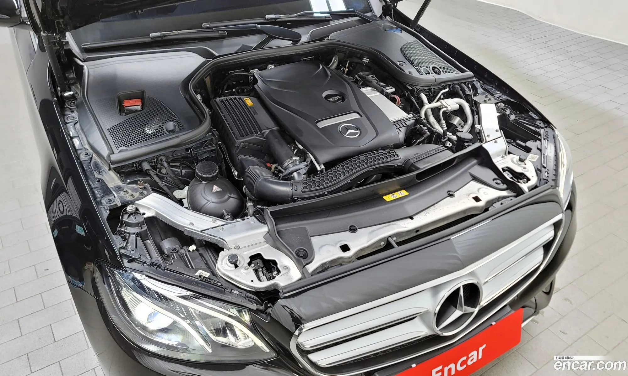 Mercedes-Benz E-Klasse V W213 S213 C238 E200 Avant Garde 2018 - фотография 14293445
