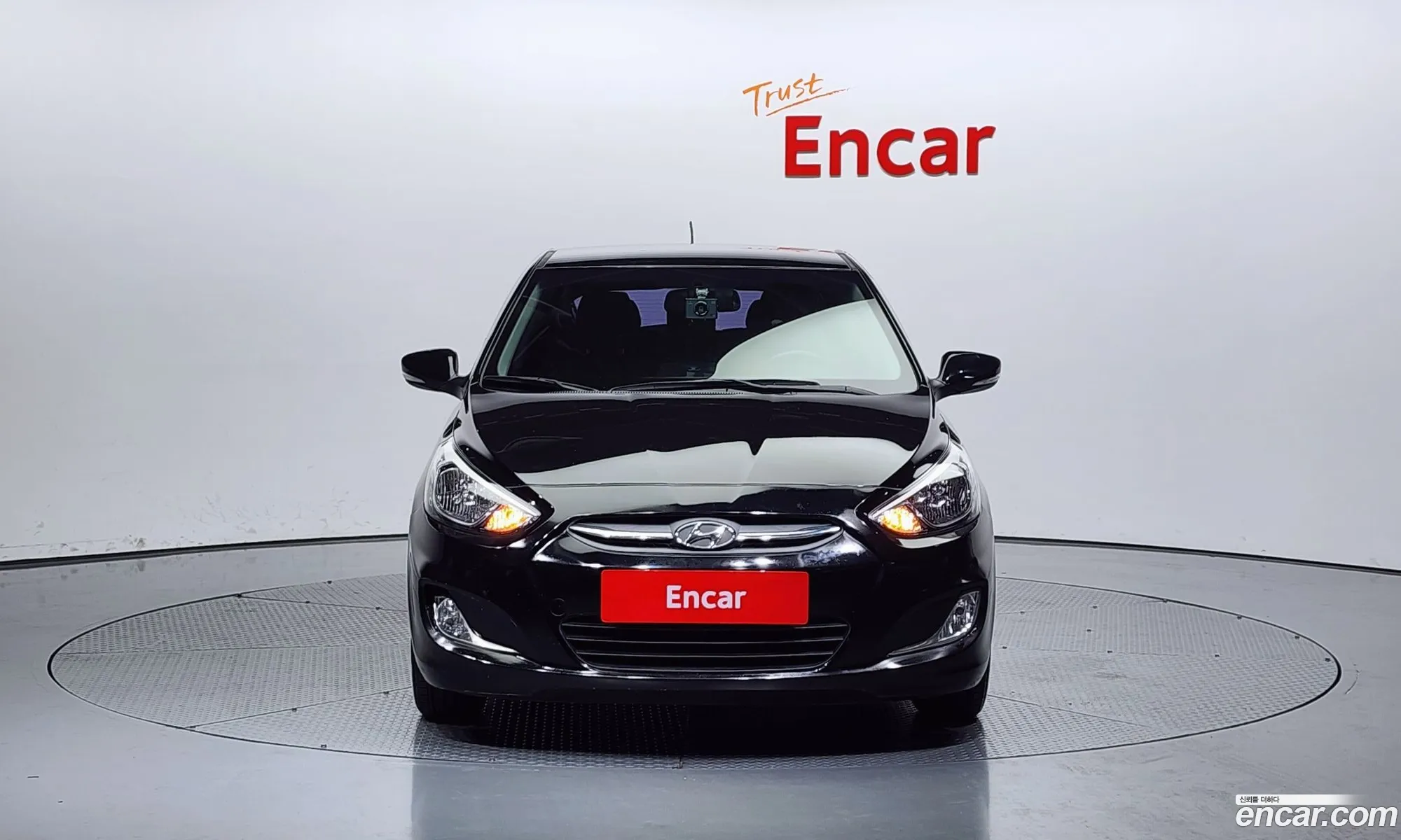 Hyundai Accent Witt Diesel 16 Vgt Modern 2017 - фотография 14547478