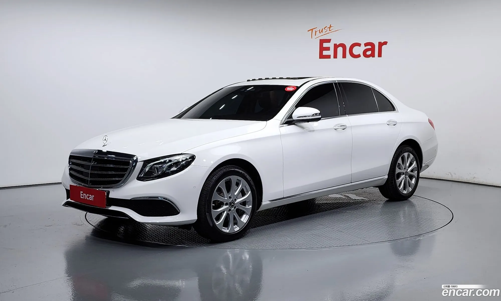 Mercedes-Benz E-Klasse V W213 S213 C238 E300 4Matic Exclusive 2020 - фотография 18958825