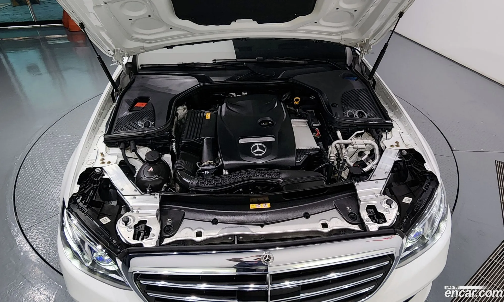 Mercedes-Benz E-Klasse V W213 S213 C238 E300 4Matic Exclusive 2020 - фотография 18958830