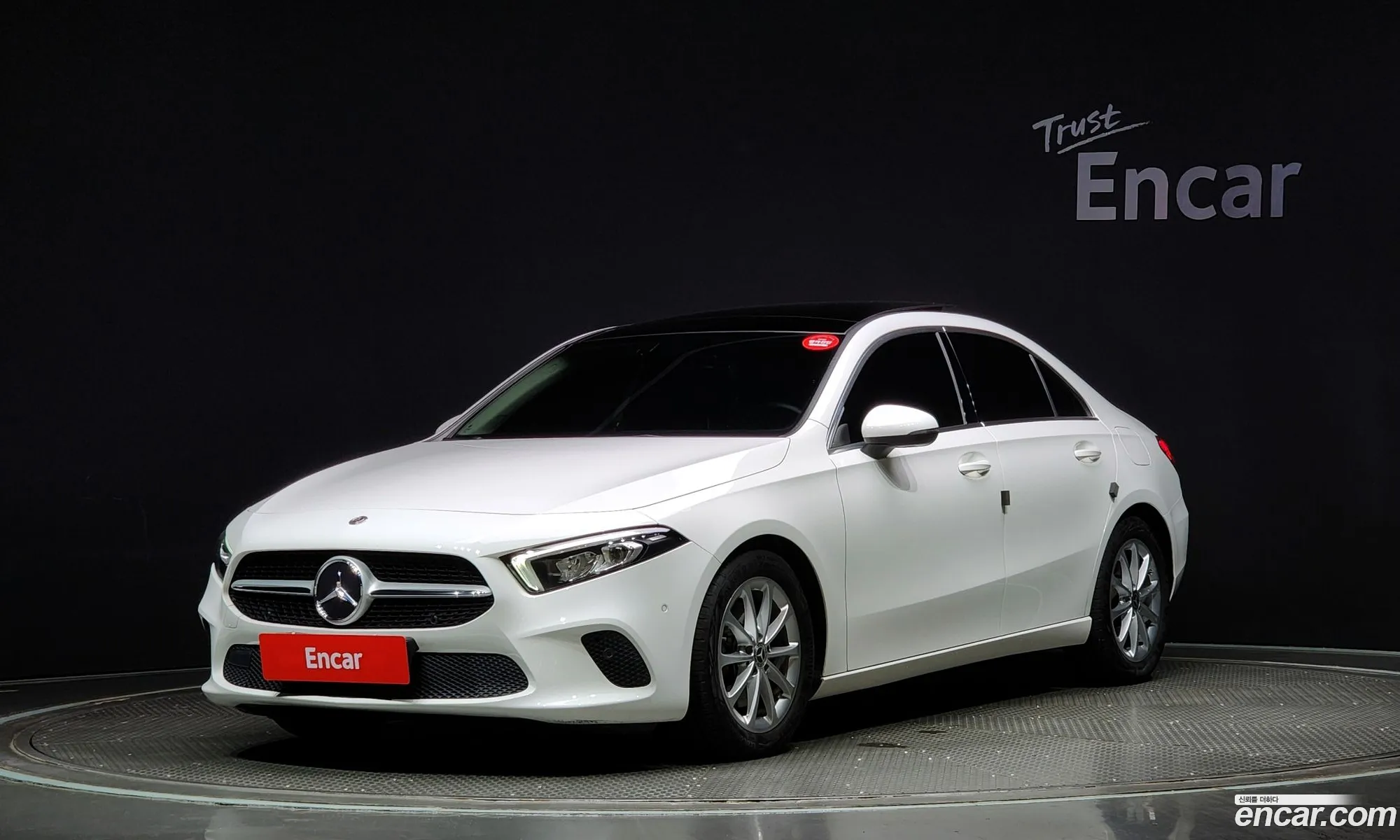 Mercedes A-Class W177 A220 Sedan - фотография 18838106