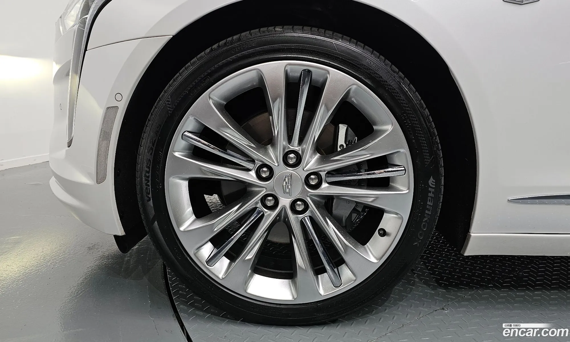 Cadillac Ct6 I 36 Platinum Awd 2019 - фотография 4558224