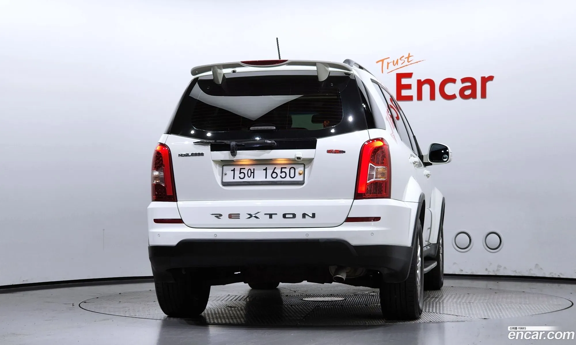 Ssangyong Rexton Iii 20 4Wd Noblesse 2013 - фотография 7714952