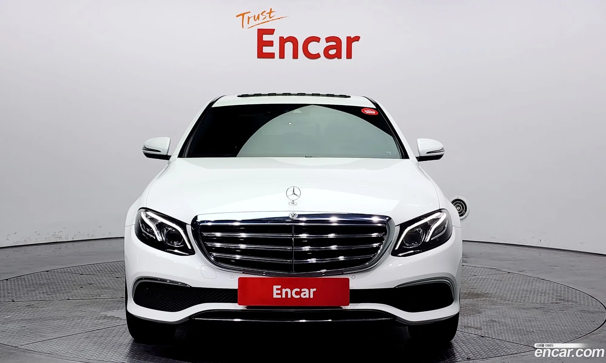 Mercedes-Benz E-Klasse V W213 S213 C238 E220D 4Matic Exclusive 2019 - фотография 18958791