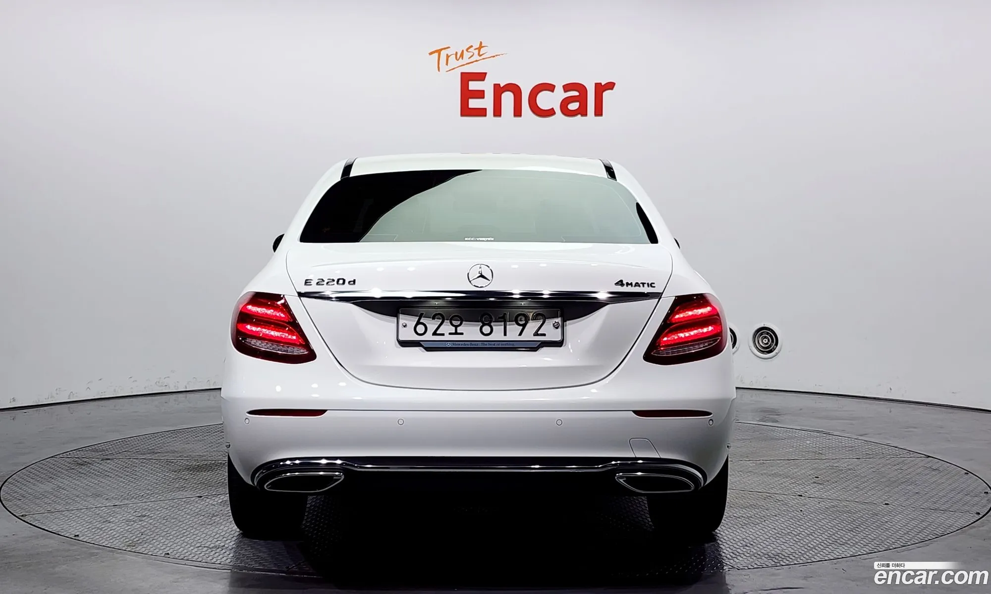 Mercedes-Benz E-Klasse V W213 S213 C238 E220D 4Matic Exclusive 2019 - фотография 18958792