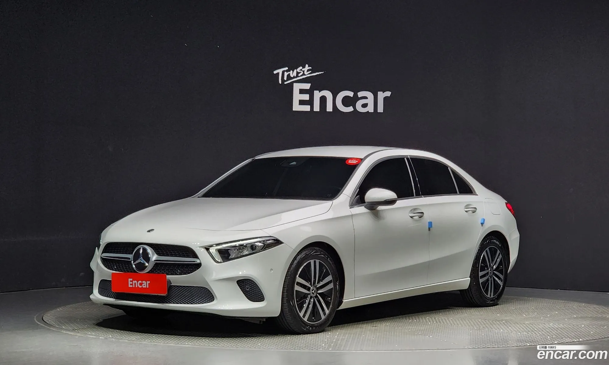 Mercedes-Benz A-Klasse A220 Sedan 2023 - фотография 18864435