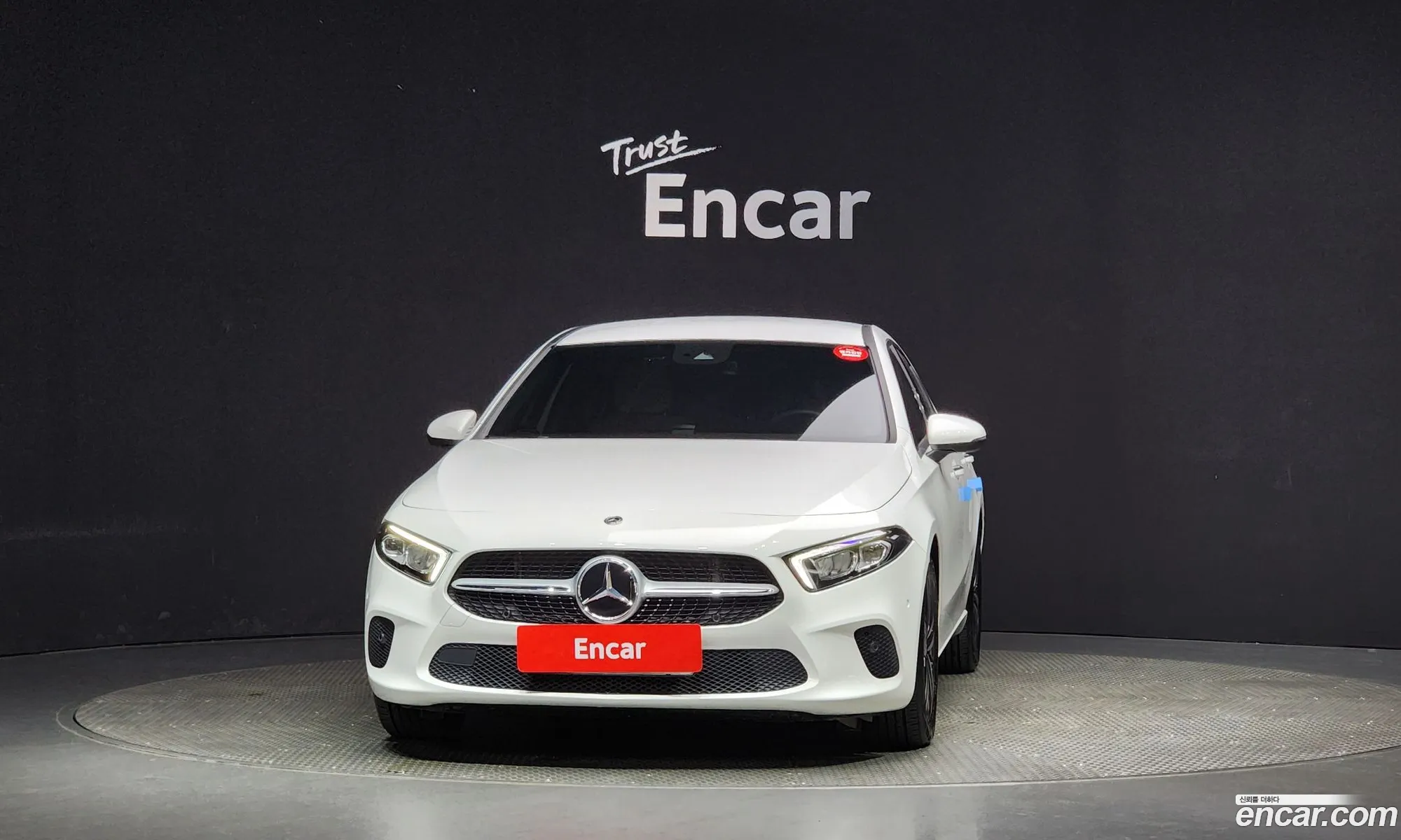 Mercedes-Benz A-Klasse A220 Sedan 2023 - фотография 18864437