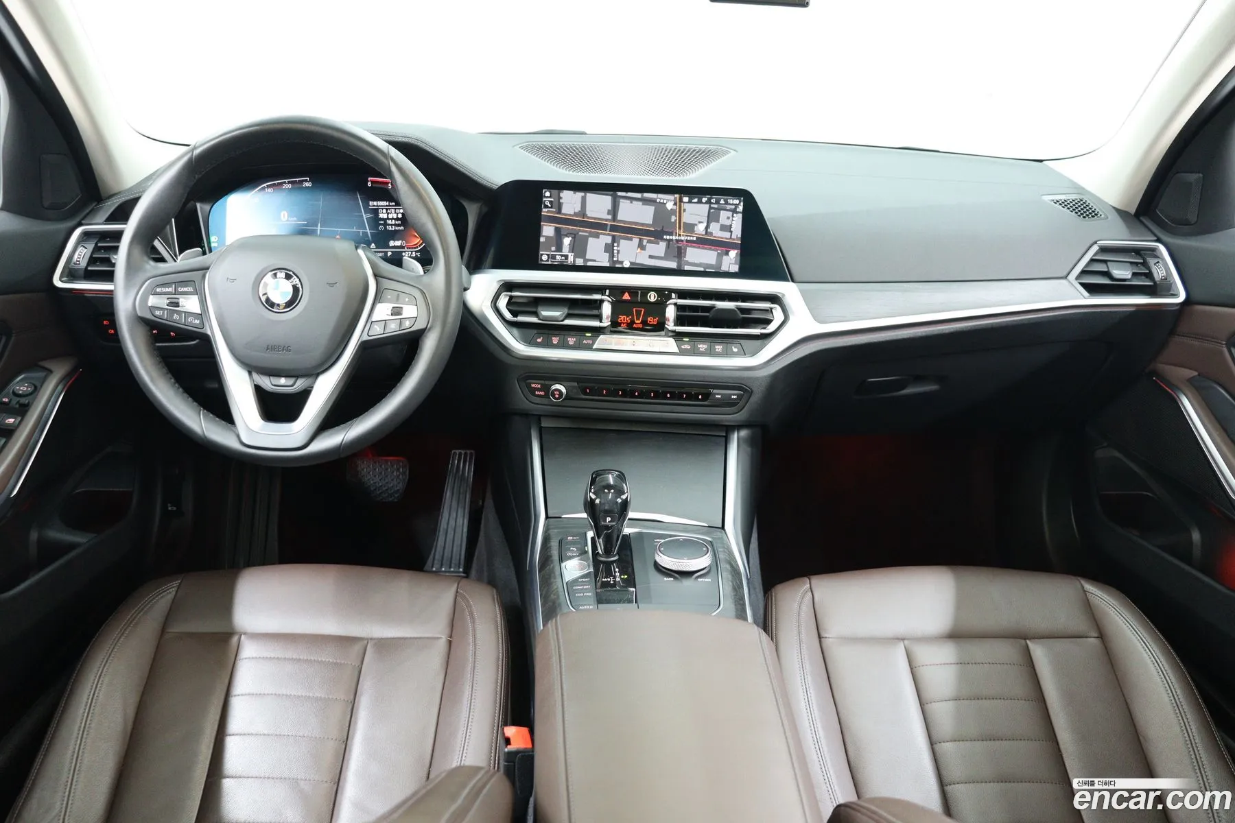 BMW 3Er 320D Luxury 2019 - фотография 16441017