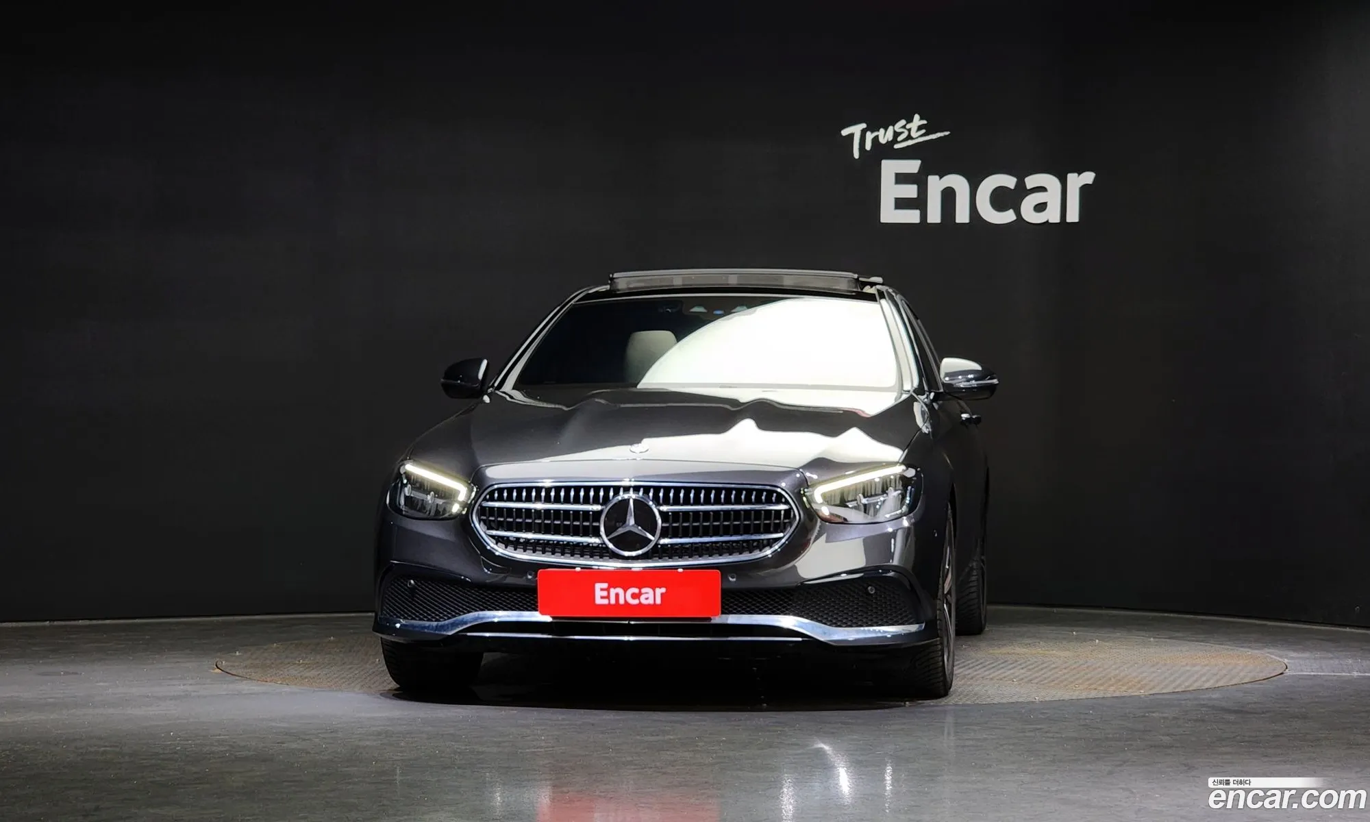 Mercedes E-Class W213 E250 Avantgarde - фотография 14758386