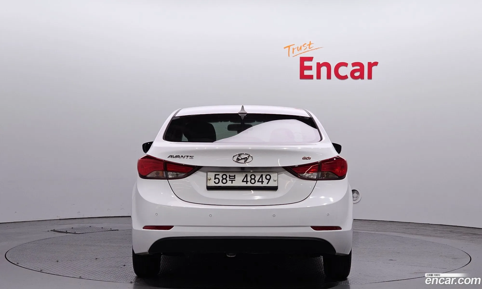Hyundai Avante V 16 Gdi Smart 2013 - фотография 11802577