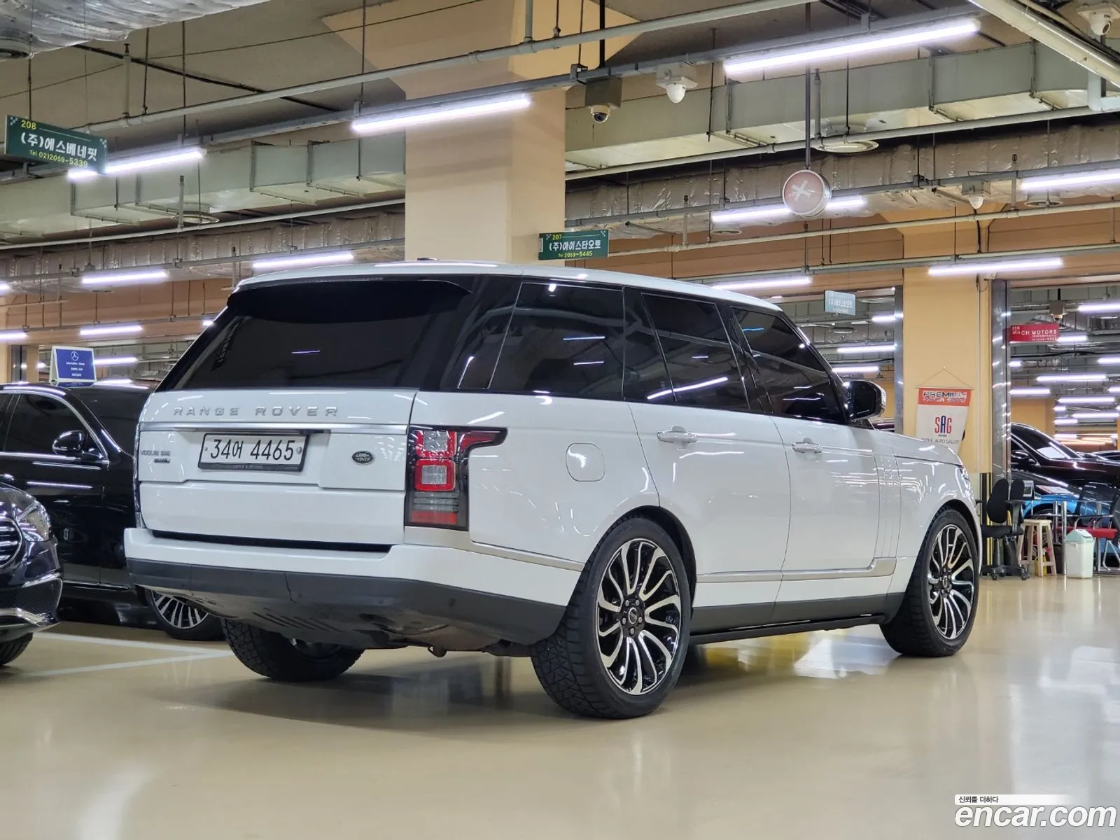 Land Rover Range Rover Iv 44 Sdv8 Vogue Se Diesel 2016 - фотография 7456459