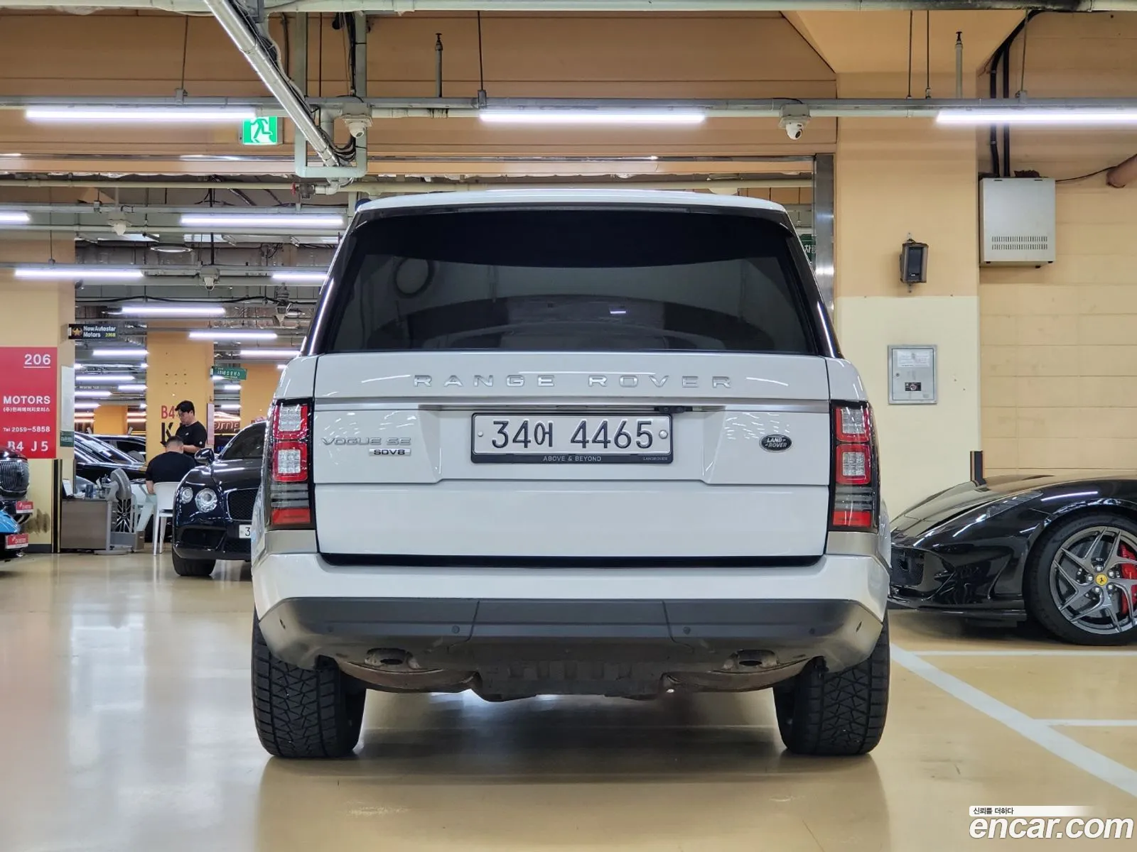 Land Rover Range Rover Iv 44 Sdv8 Vogue Se Diesel 2016 - фотография 7456461