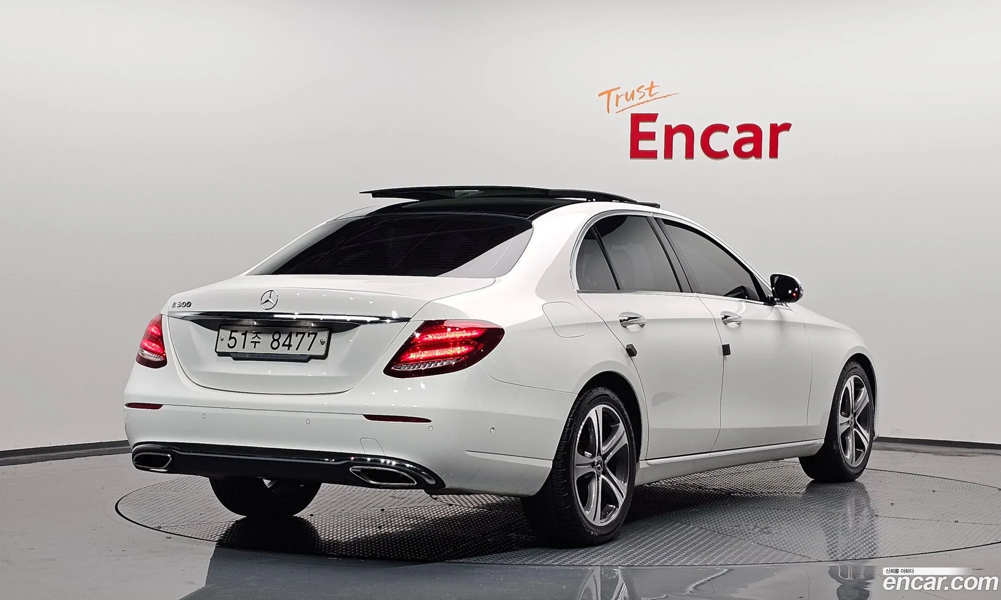 Mercedes-Benz E-Klasse V W213 S213 C238 E300 Avantgarde 2019 - фотография 16508043