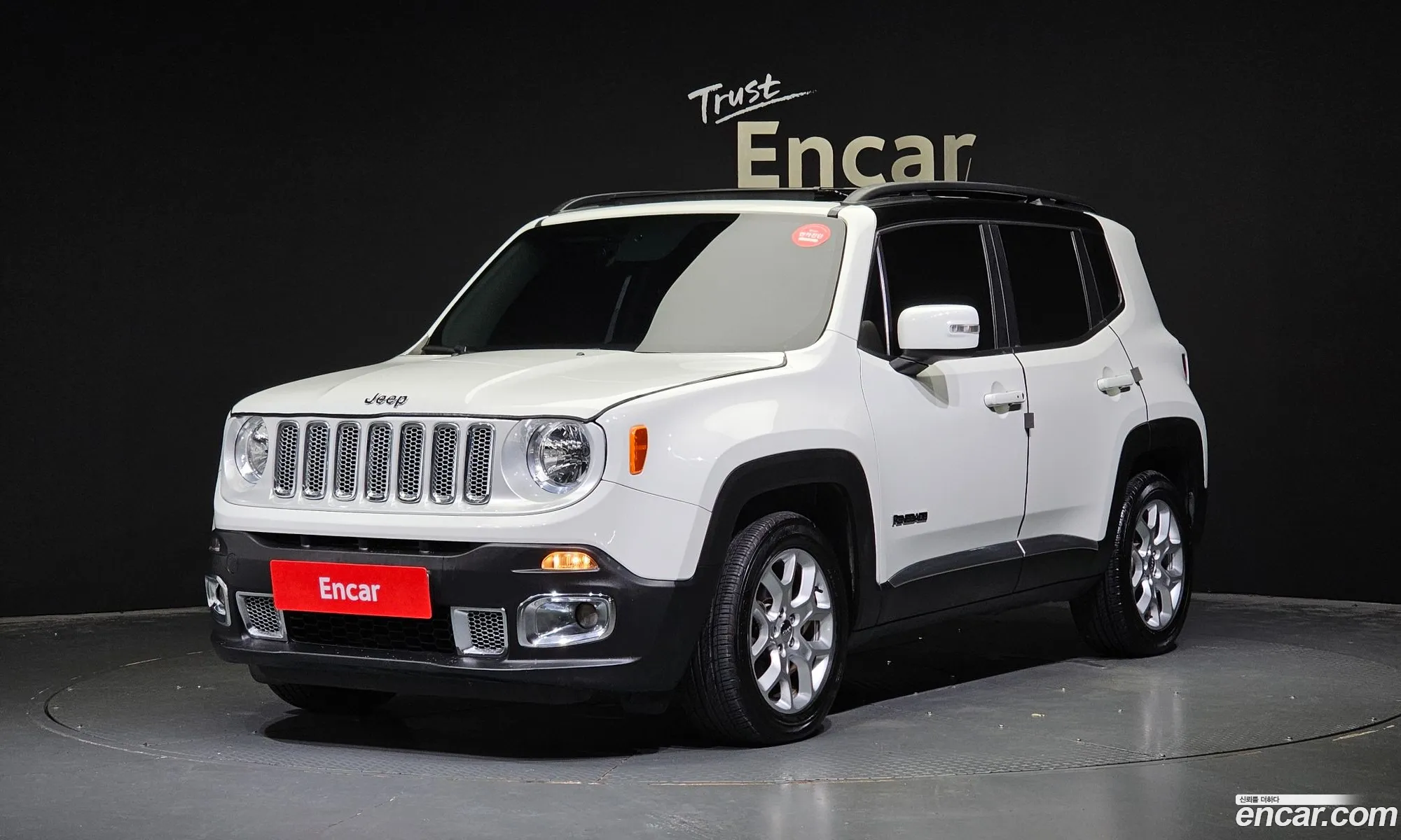 Jeep Renegade 24 Longitude 2016 - фотография 3730024