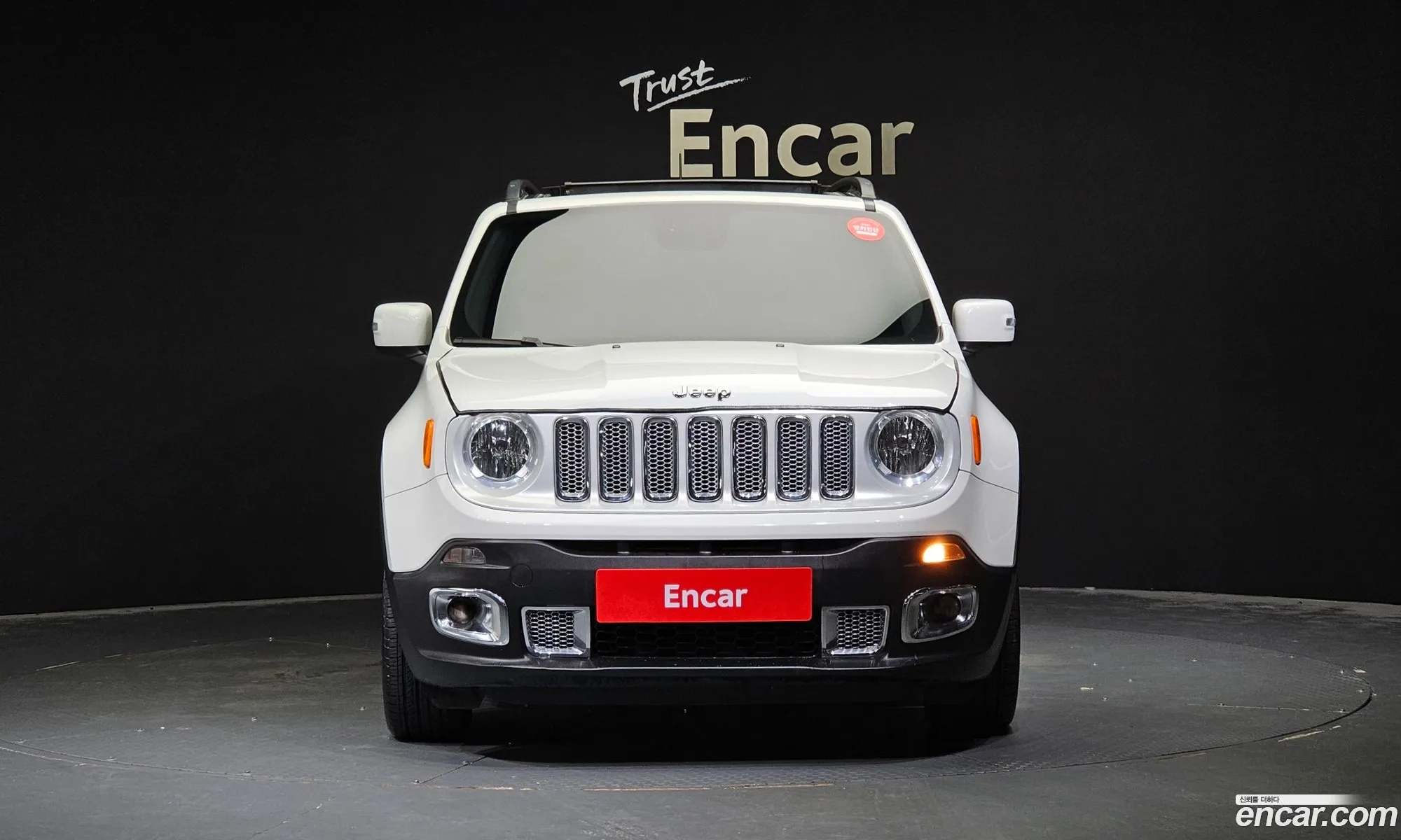 Jeep Renegade 24 Longitude 2016 - фотография 3730026