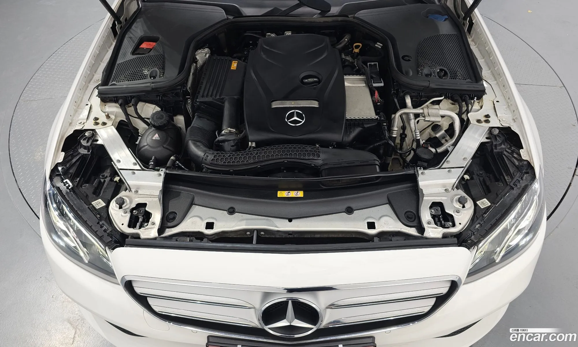 Mercedes E-Class W213 E200 Avantgarde - фотография 18864367
