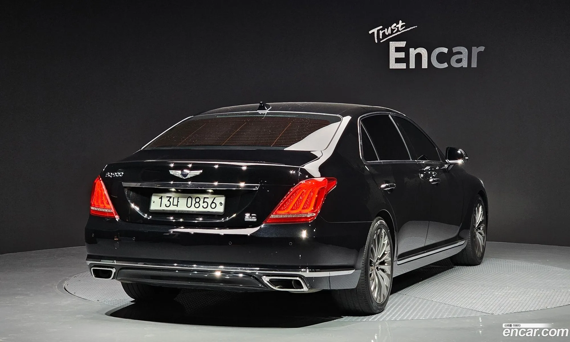 Genesis G90 I 50 Gdi Awd 2016 - фотография 1620171