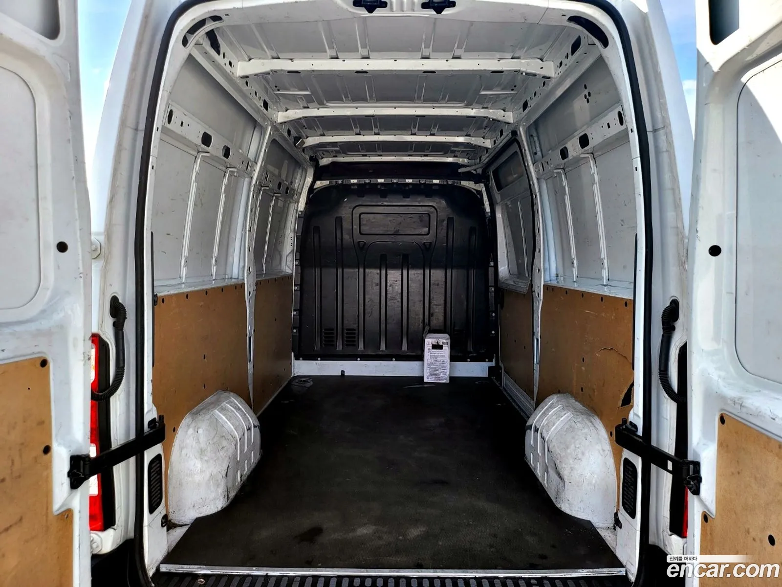 Renault Samsung Master 23 Van L 2021 - фотография 4529986