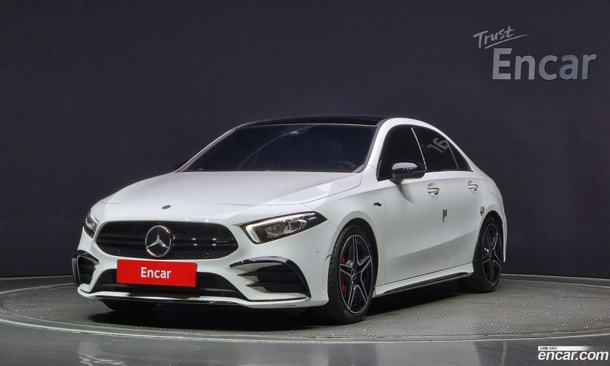 Mercedes-Benz A-Klasse Iv W177 Amg A35 4Matic Sedan 2022 - фотография 16508030