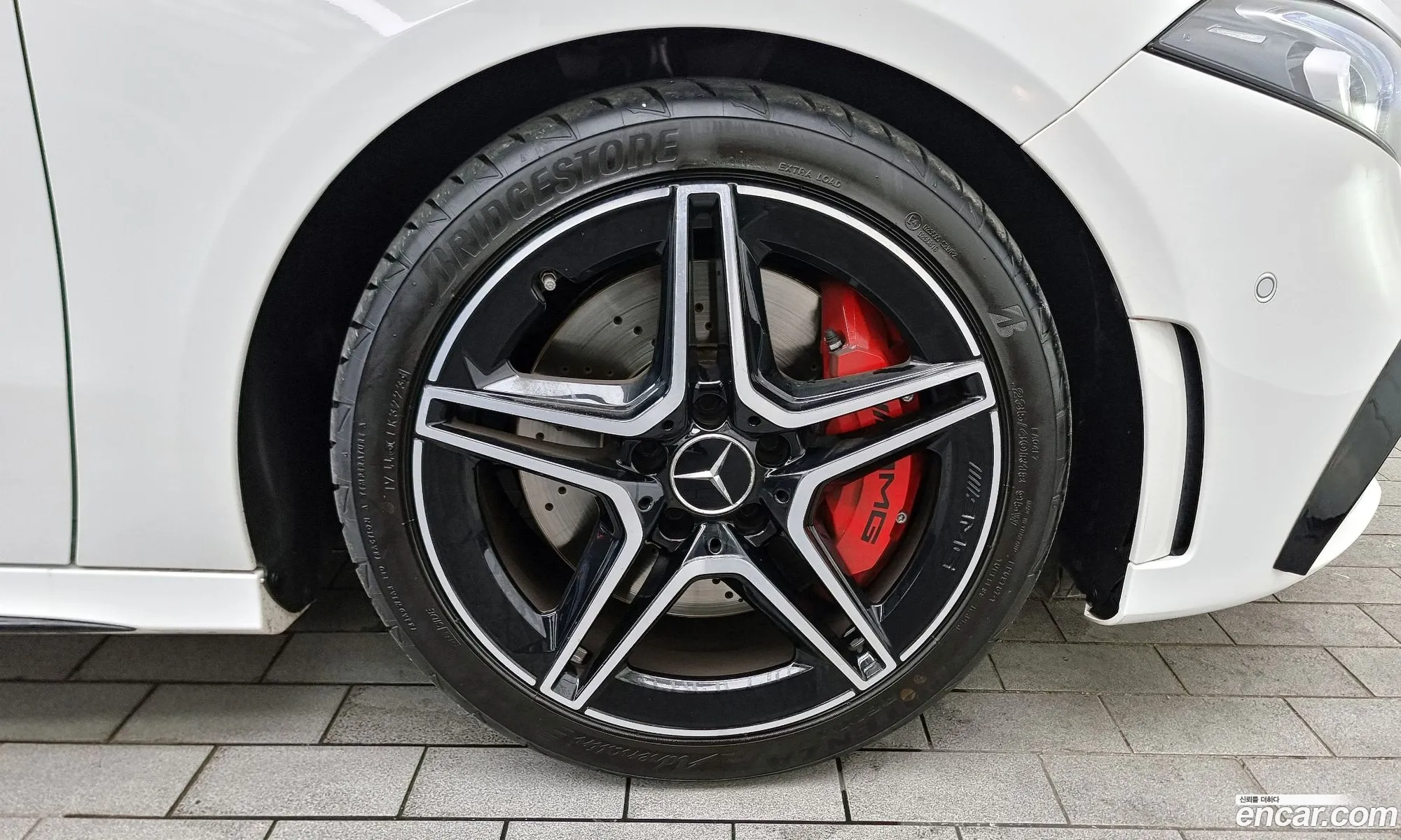 Mercedes-Benz A-Klasse Iv W177 Amg A35 4Matic Sedan 2022 - фотография 16508034