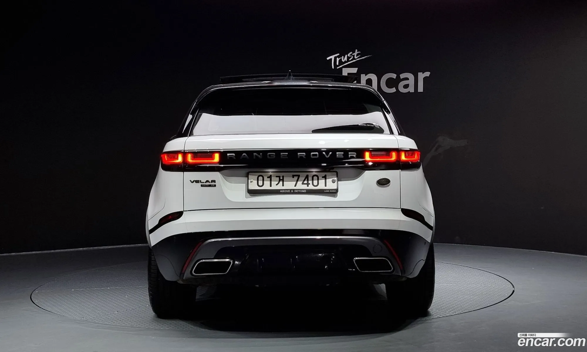 Land Rover Range Rover Velar I 30 D300 R-Dynamic Se 2018 - фотография 7456473