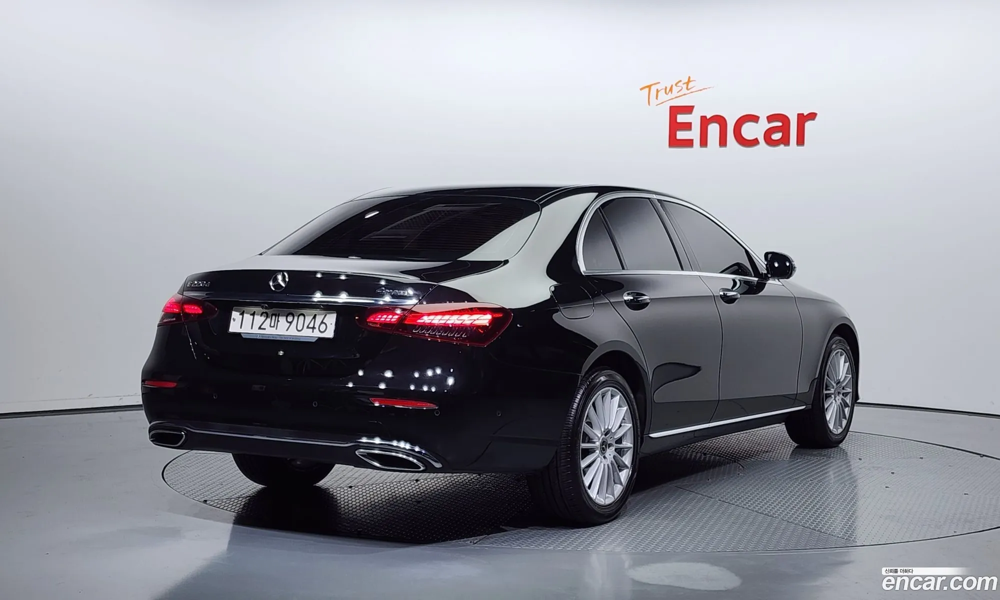 Mercedes-Benz E-Klasse V W213 S213 C238 E220D 4Matic Exclusive 2021 - фотография 18838083