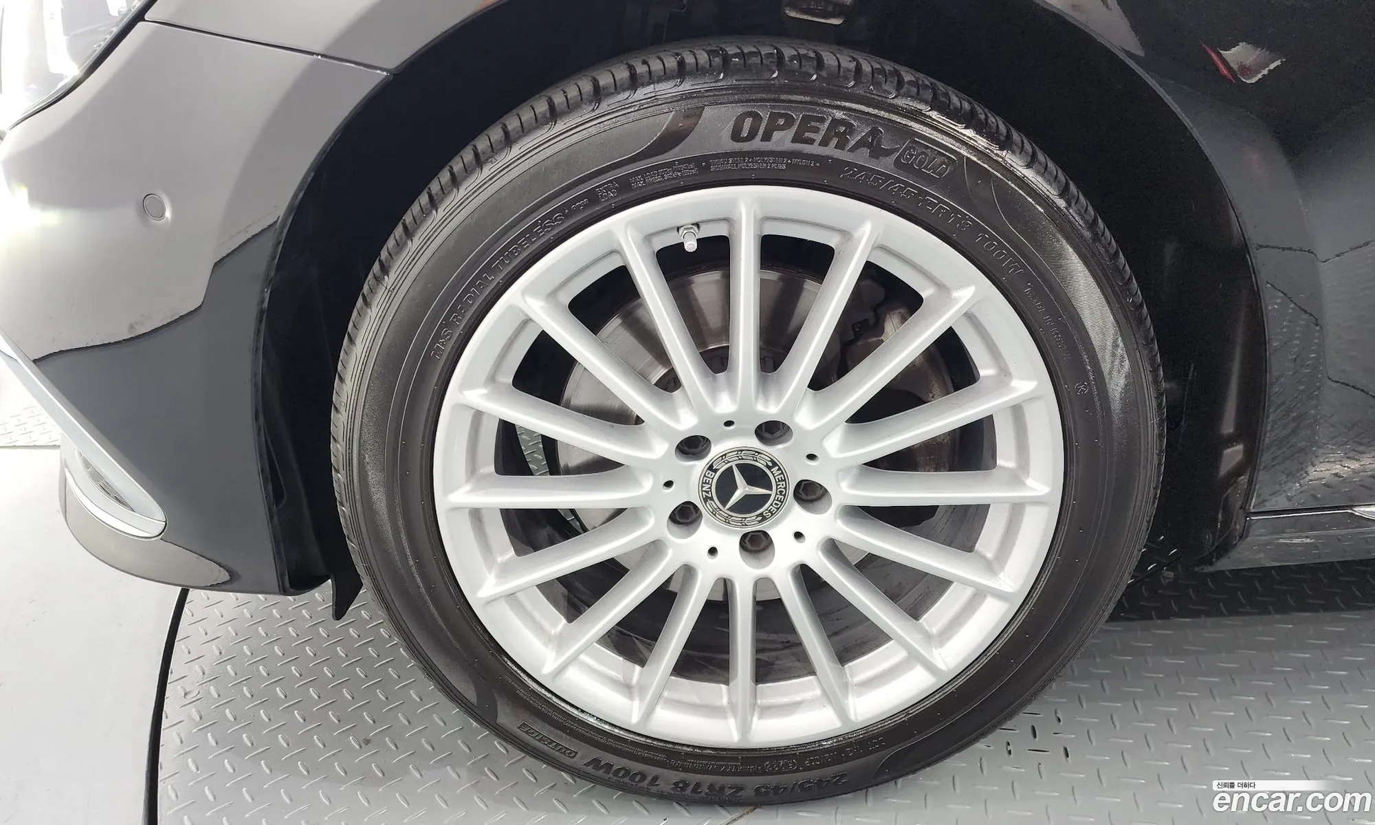 Mercedes-Benz E-Klasse V W213 S213 C238 E220D 4Matic Exclusive 2021 - фотография 18838086