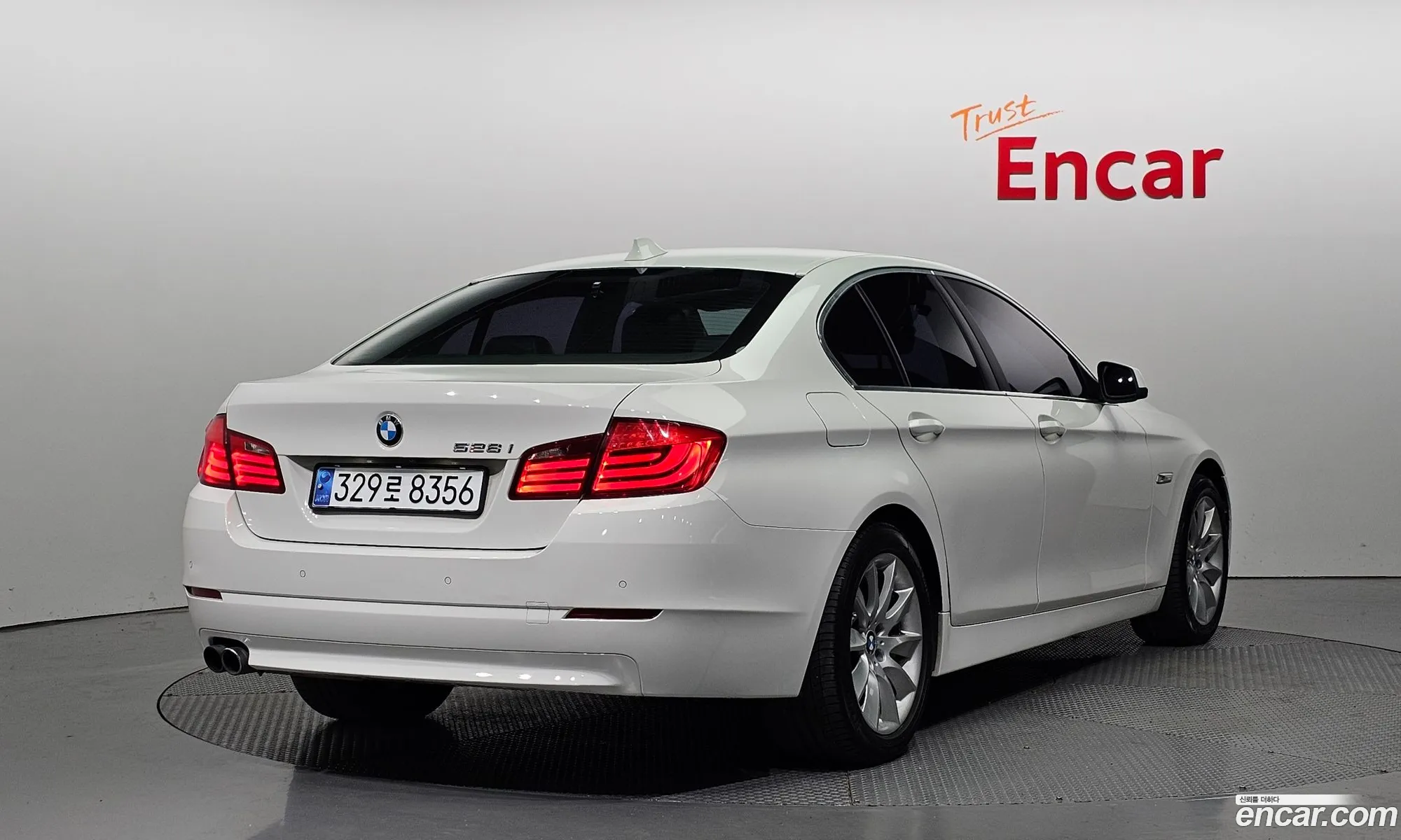 BMW 5Er Vi F10F11F07 528I 2012 - фотография 16489502